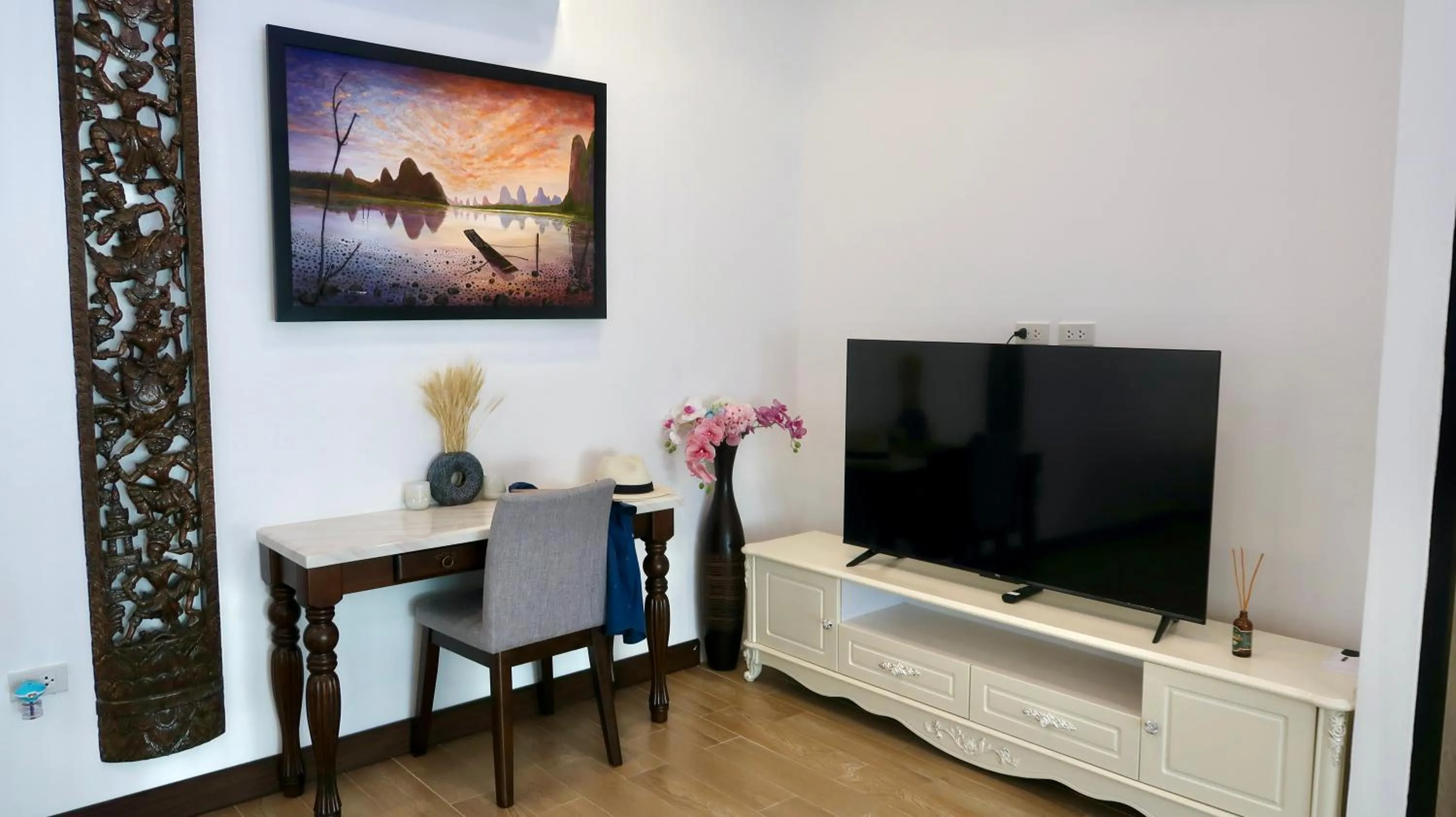 Communal lounge/ TV room in Jasmine Village