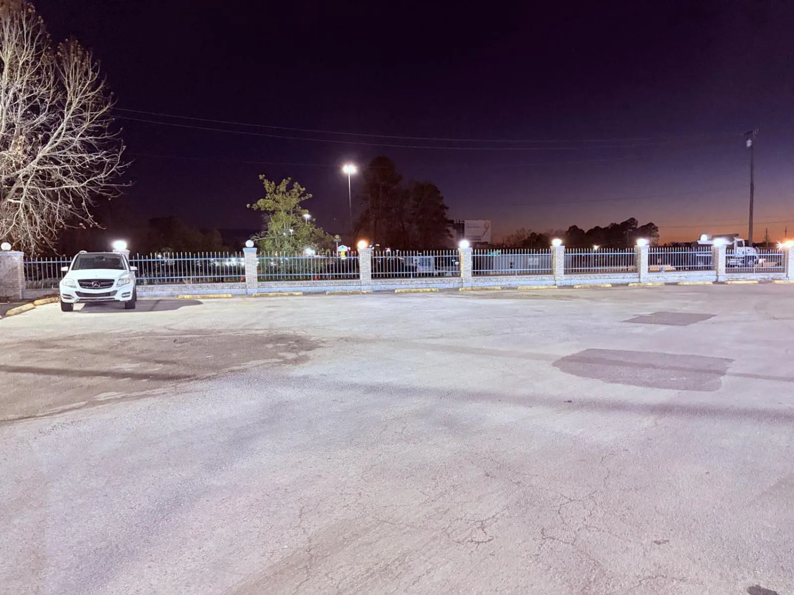 Parking in Executive Inn & Suites Lufkin US 59