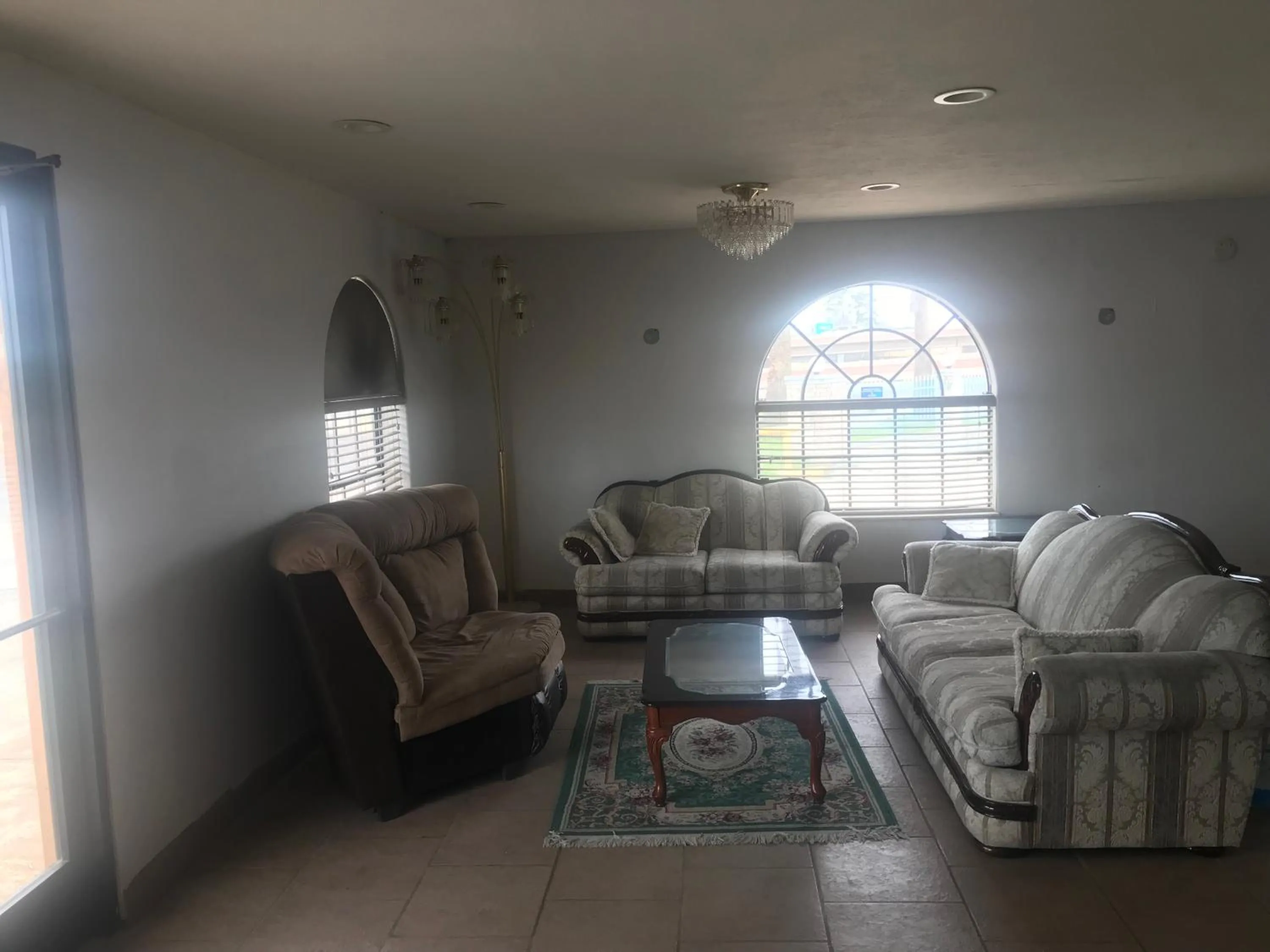 executive inn & suites