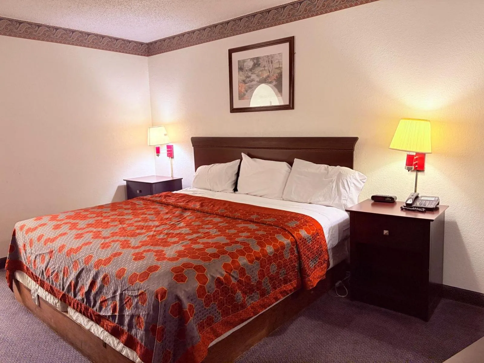 Bedroom, Bed in Executive Inn & Suites Lufkin US 59