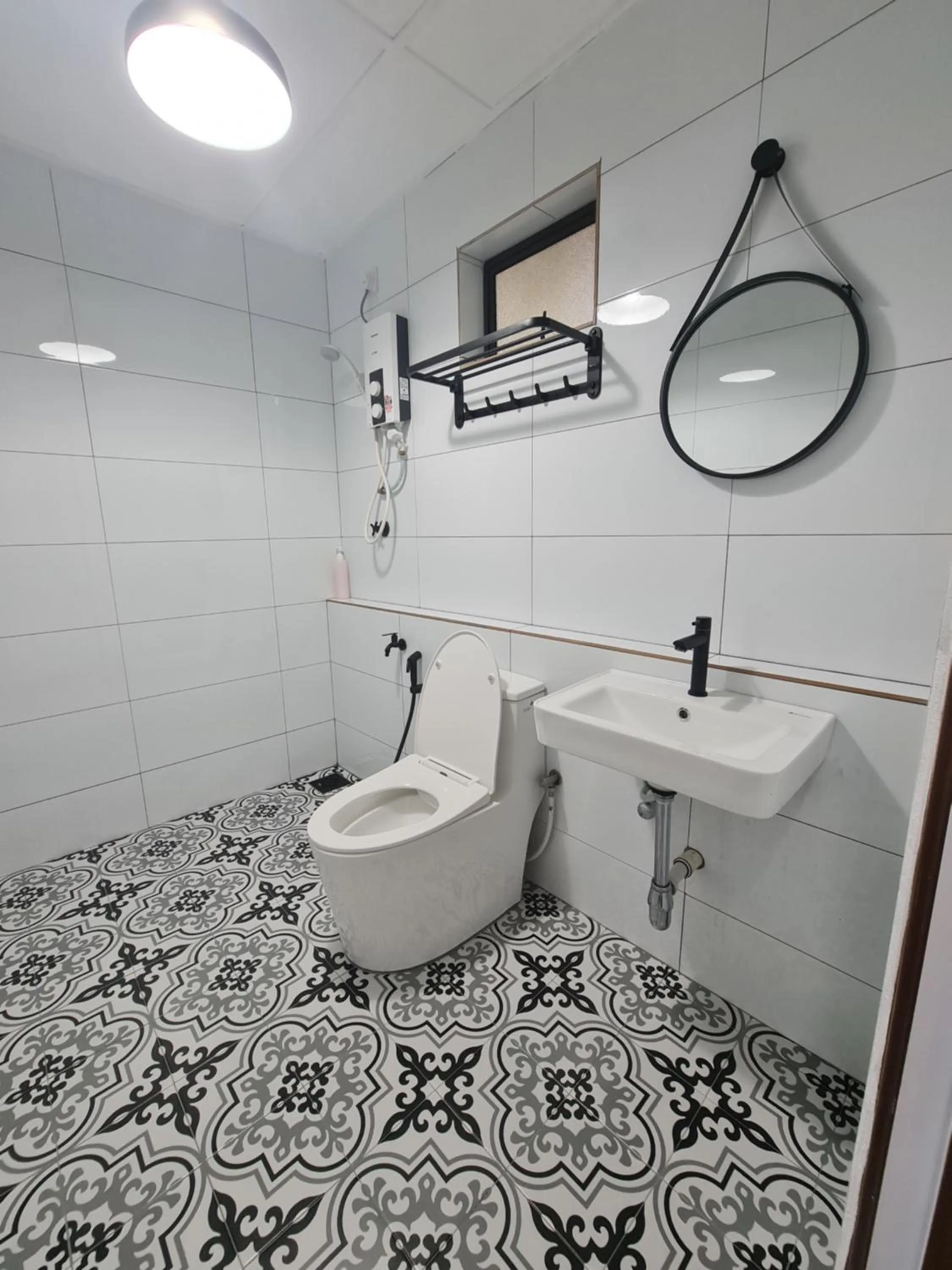 D'Impiana Riverview Chalet # Lenggong