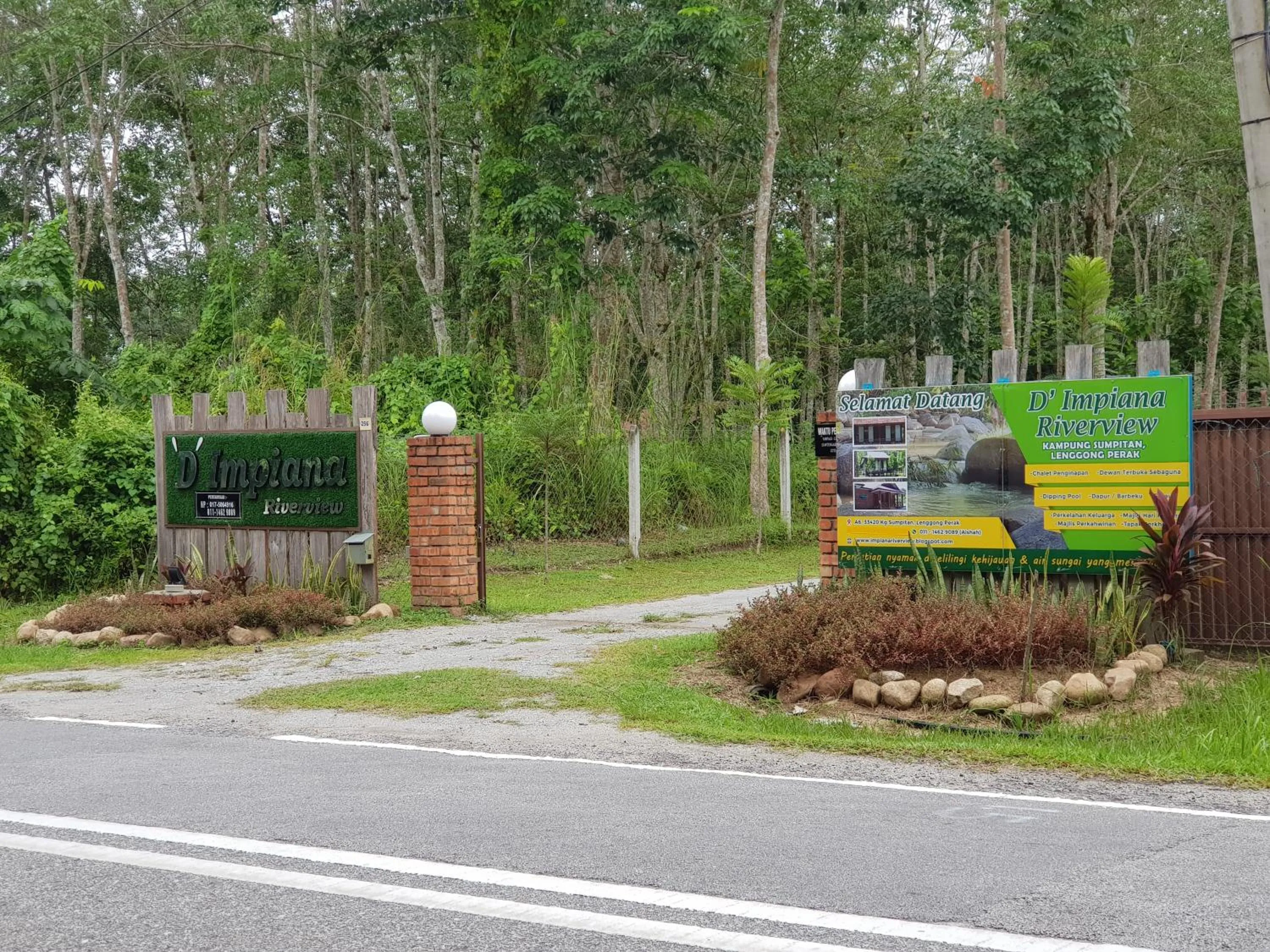 Street view in D'Impiana Riverview Chalet # Lenggong