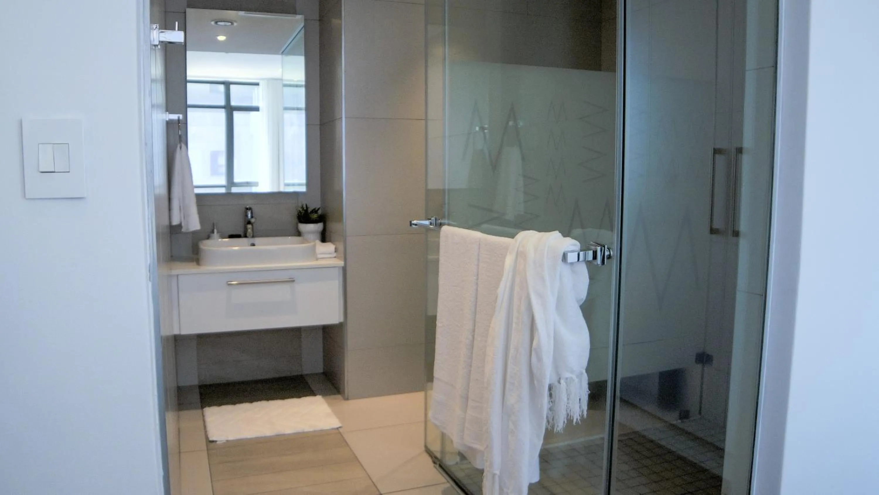 Masingita Towers Hotel and SPA