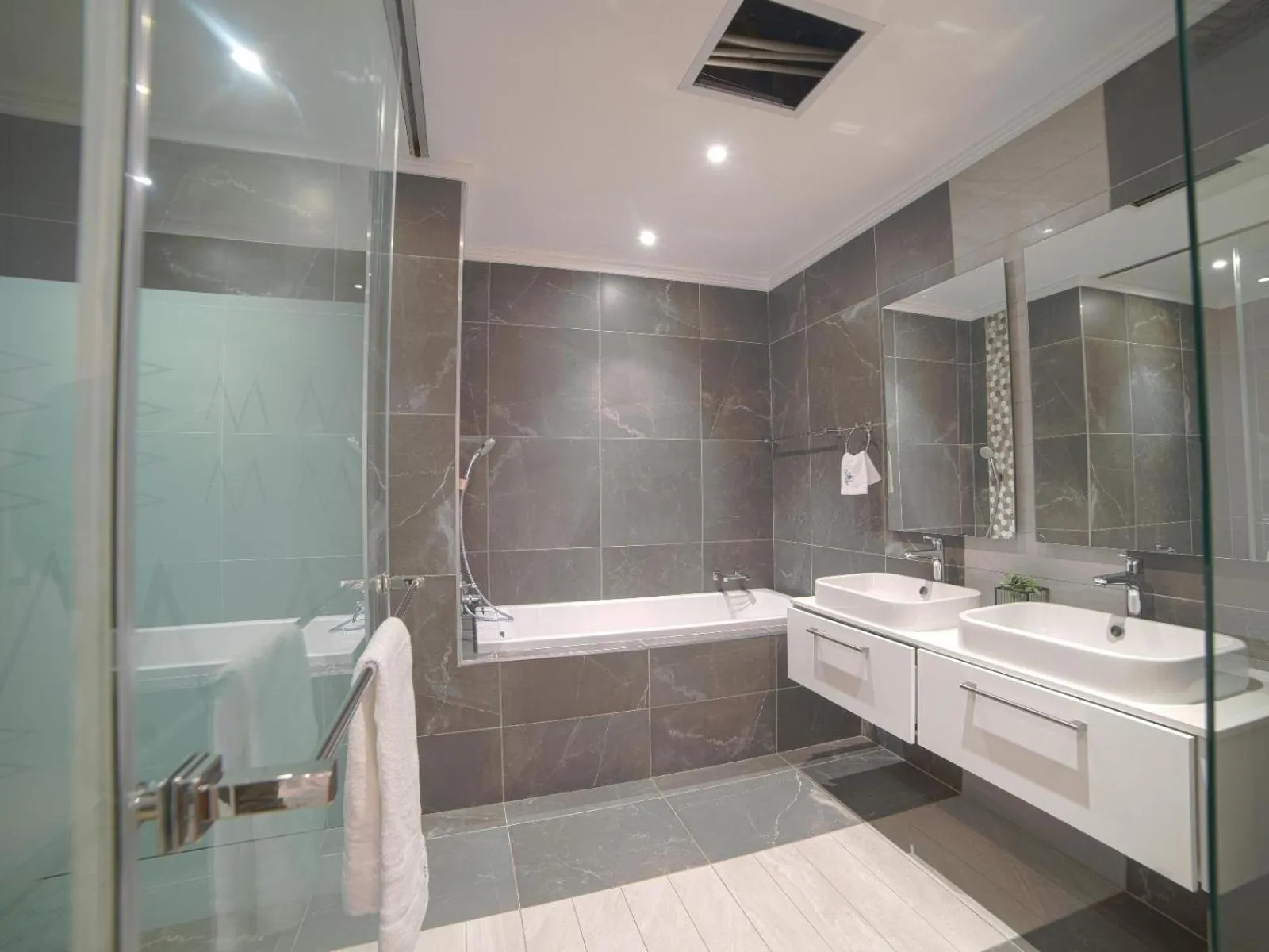 Bathroom in Masingita Towers Hotel and SPA