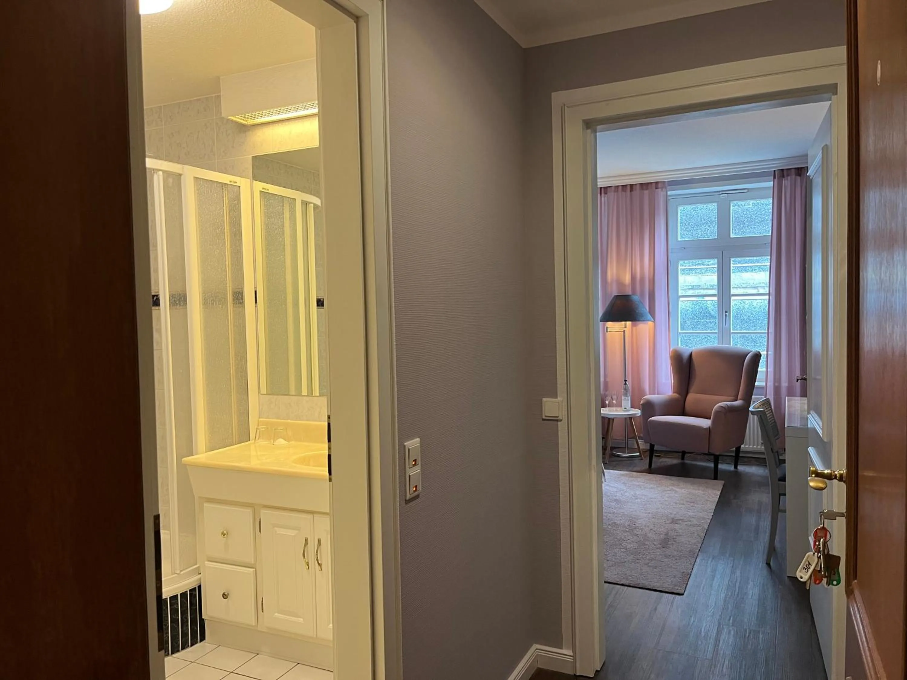 Bathroom in Rein Klassik Hotel