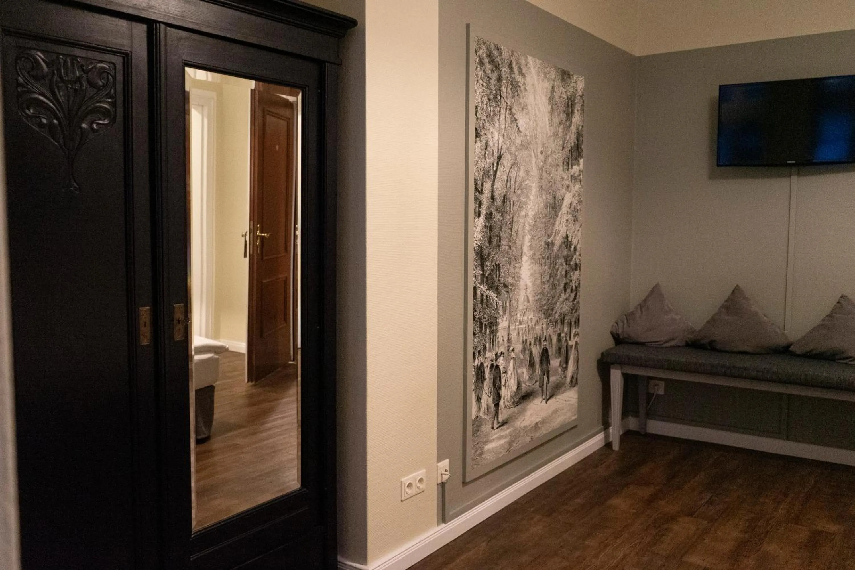 Photo of the whole room in Rein Klassik Hotel