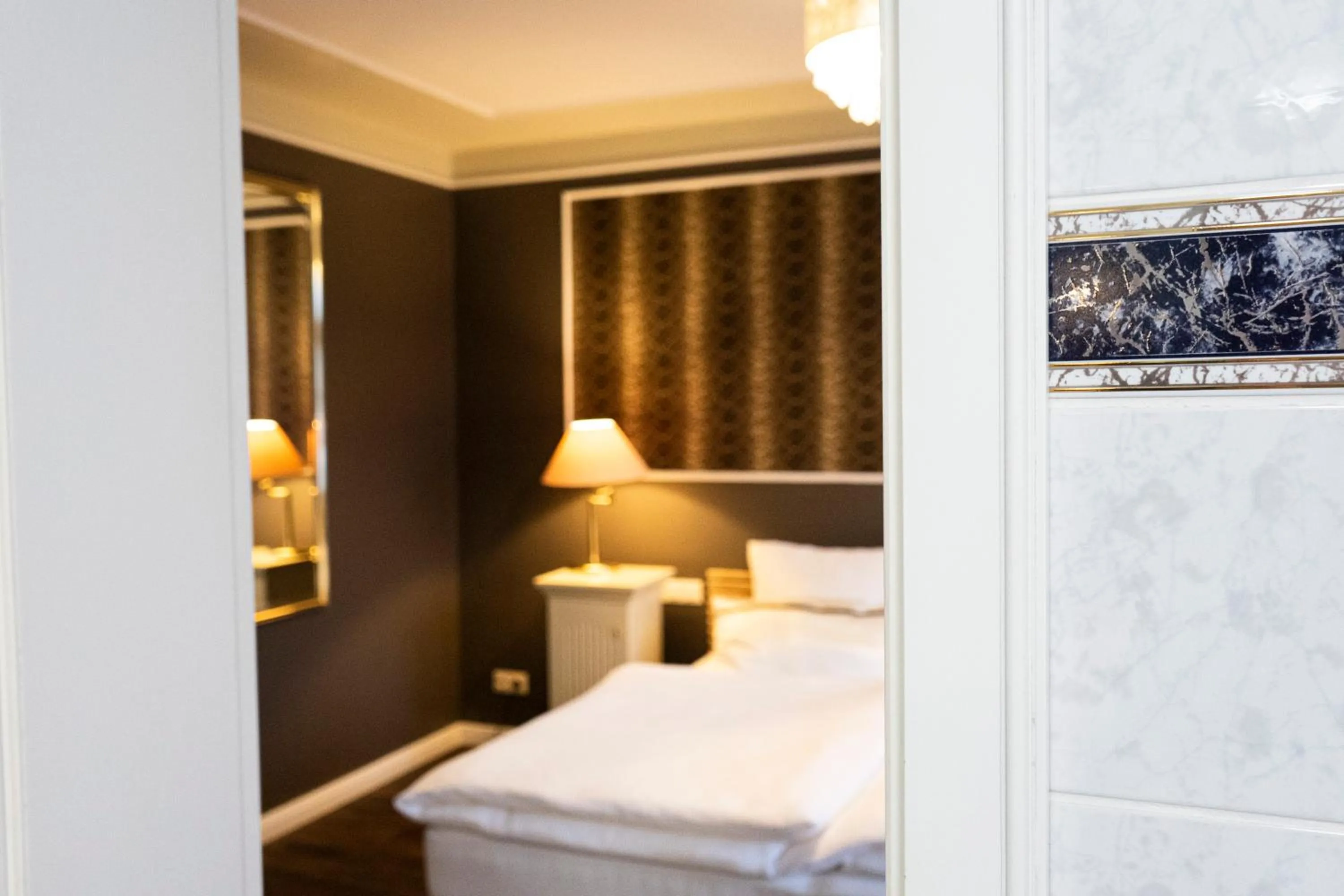 Photo of the whole room, Bed in Rein Klassik Hotel