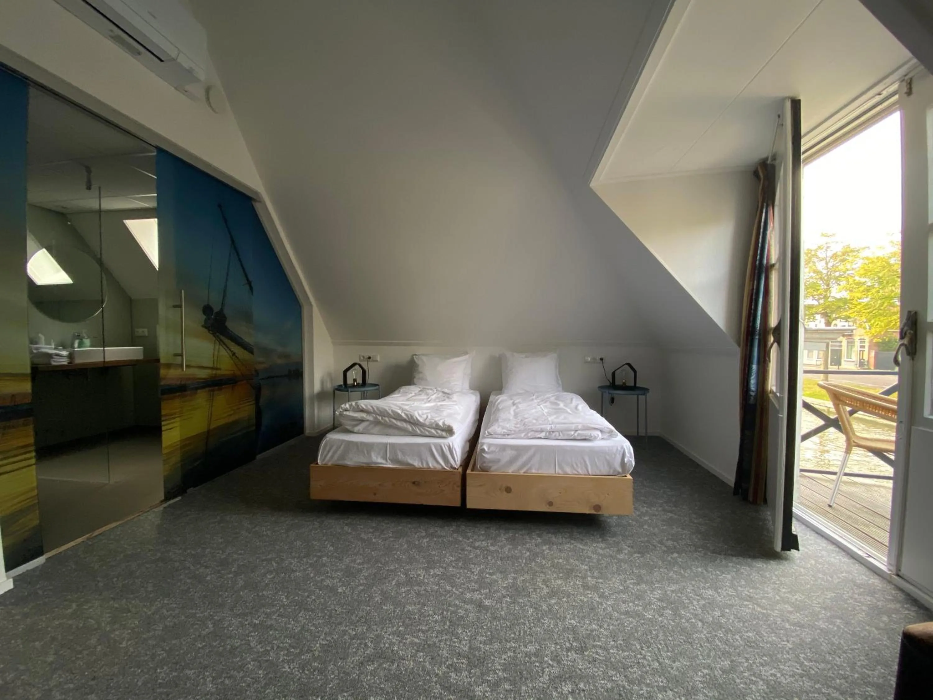 Photo of the whole room, Bed in Hotel Restaurant De Stadsherberg