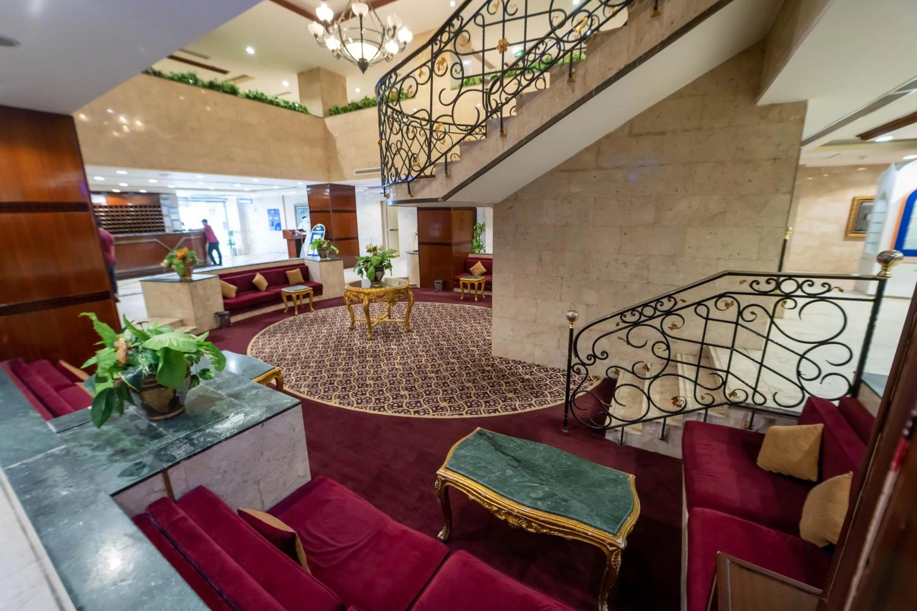 Seating area in Al Barakah Mawaddah Hotel