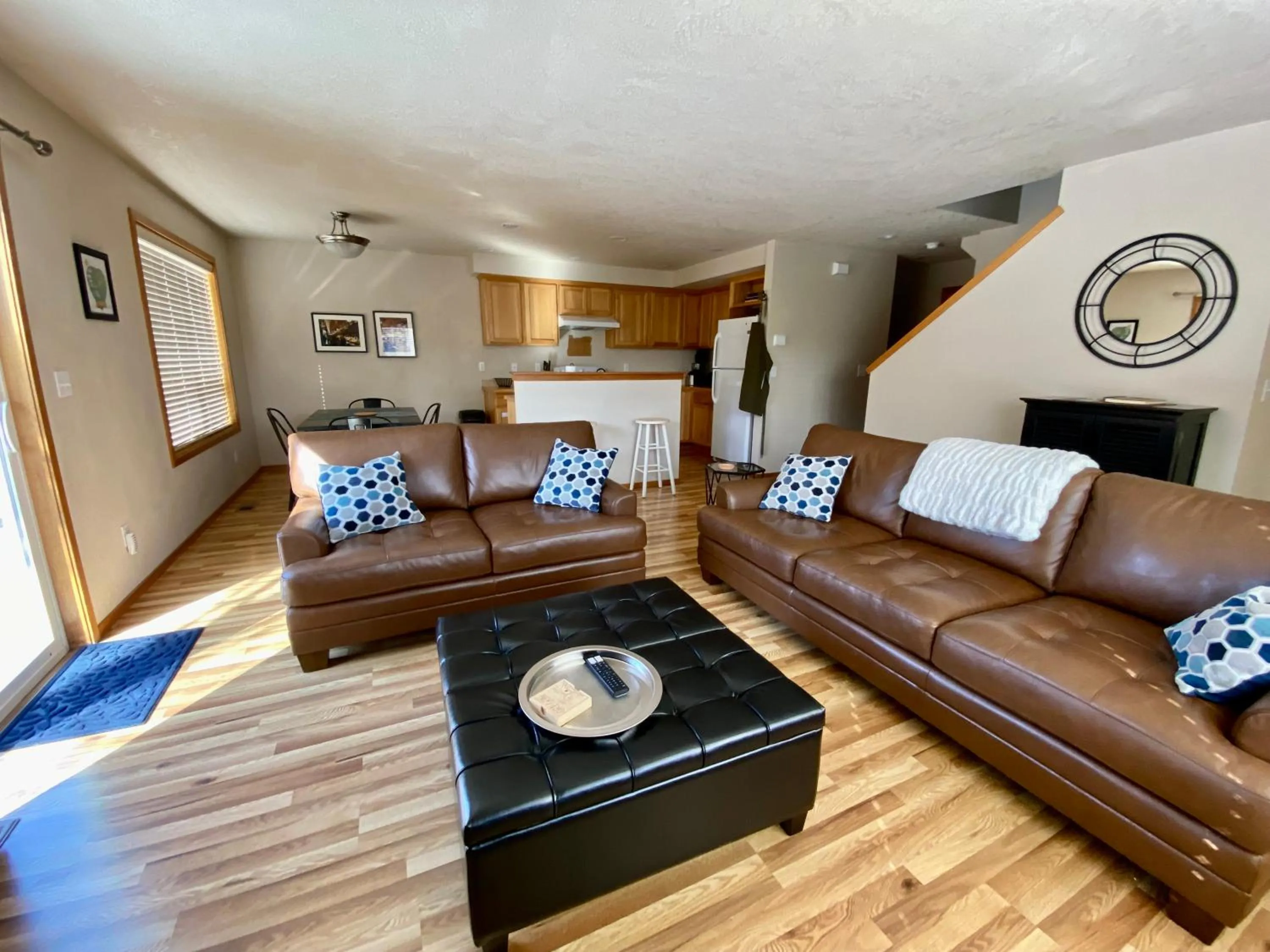 Property building in Three Peaks Retreat