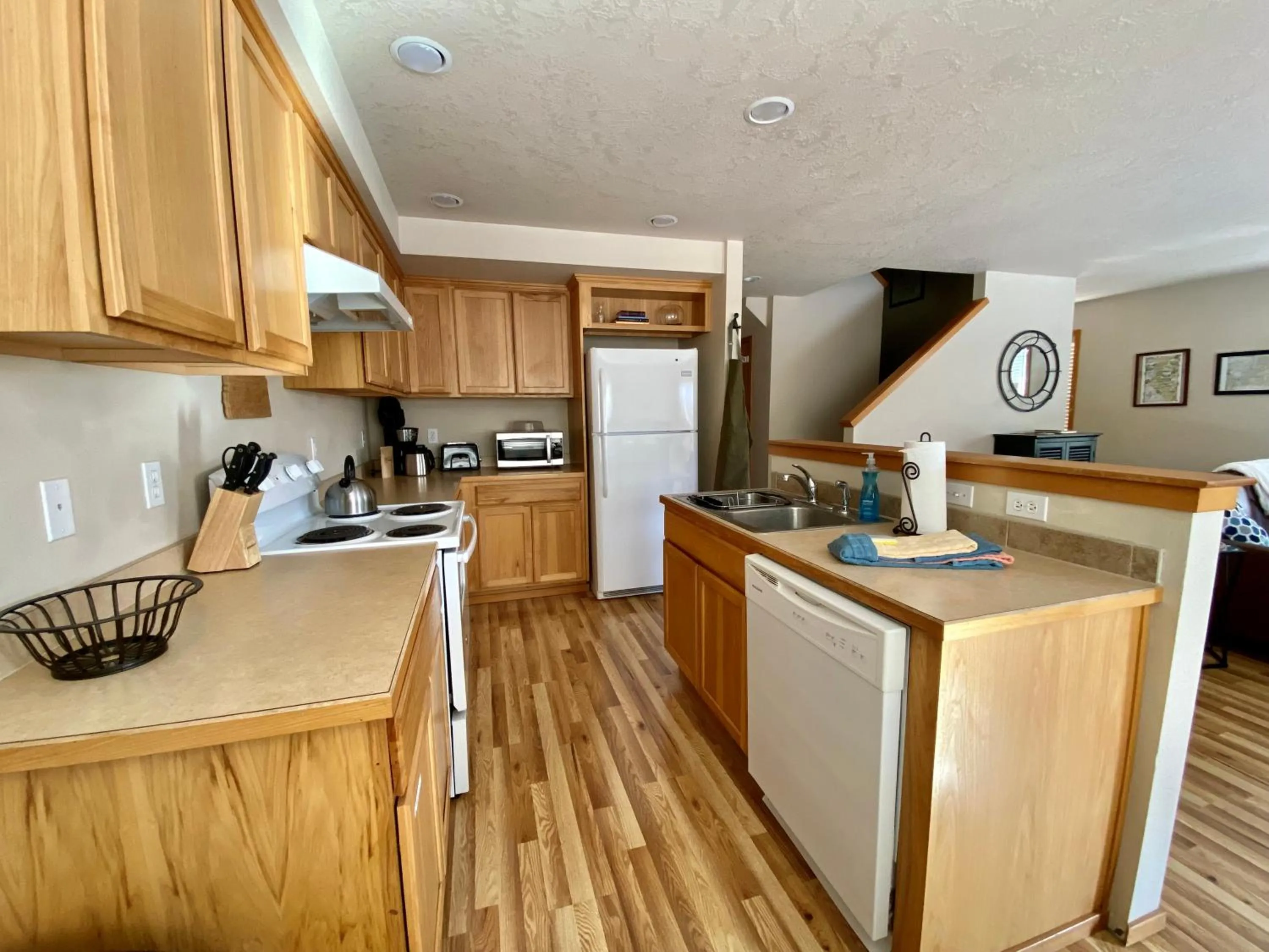 Property building in Three Peaks Retreat