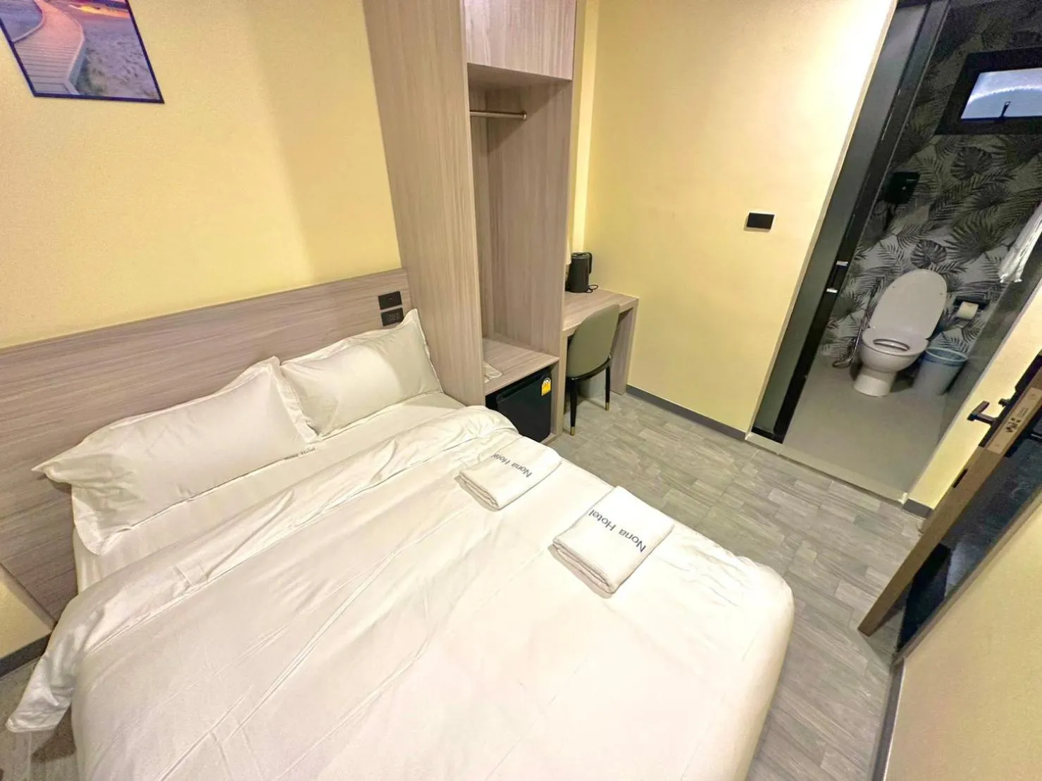 Bed in Nona Hotel, Bangkok