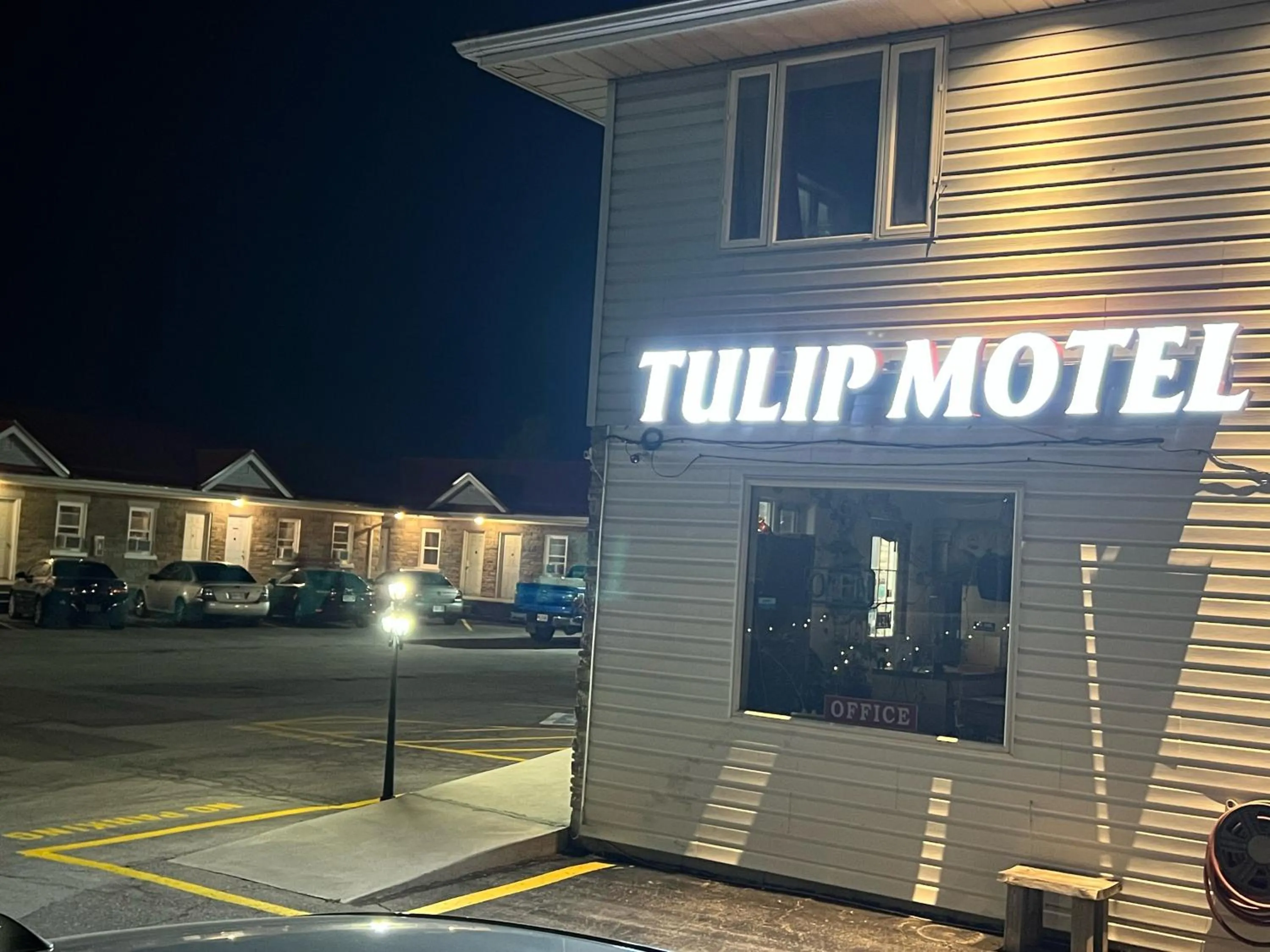 Tulip Motel