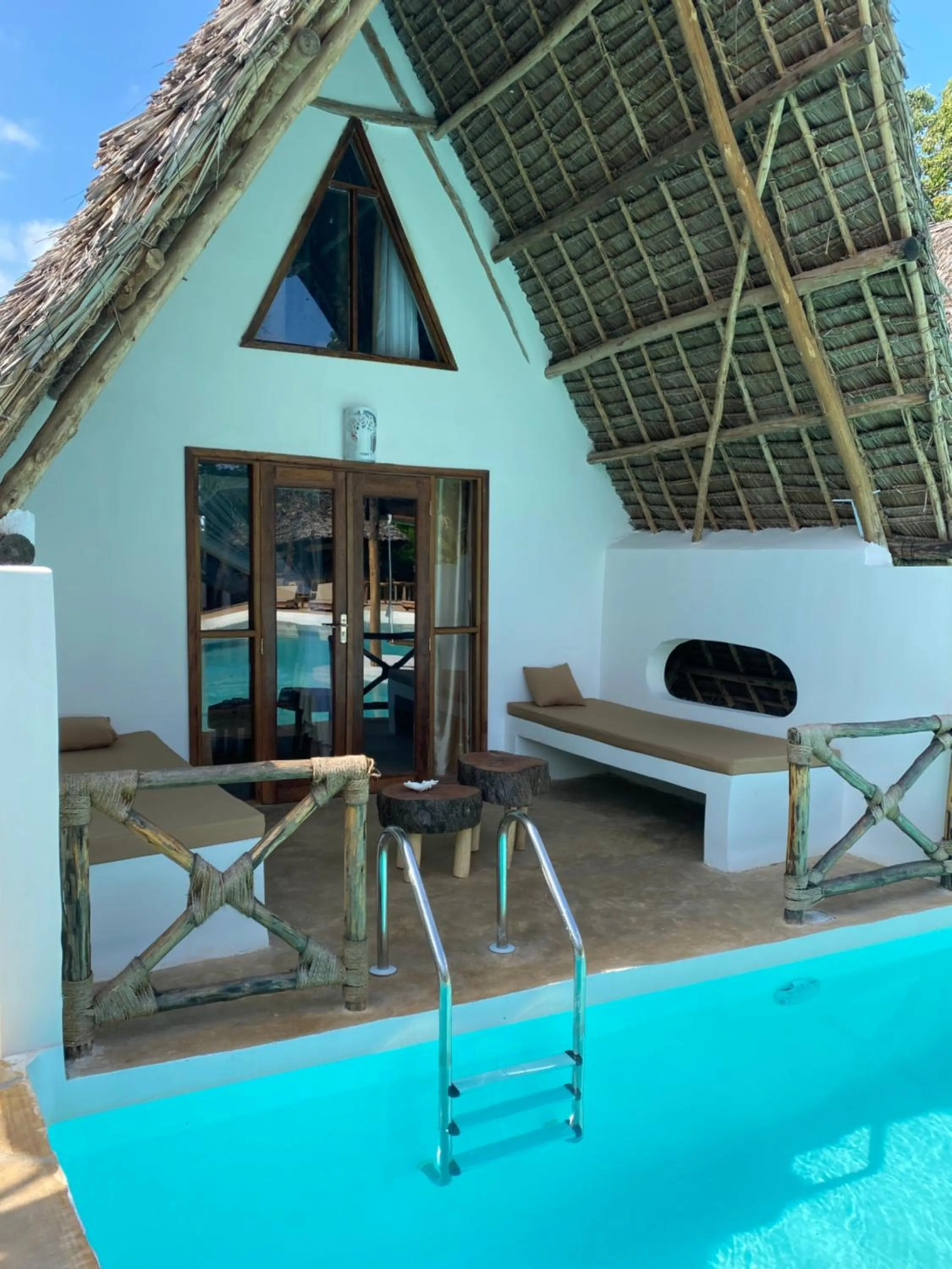 Day in Baobab Africa Lodge Zanzibar