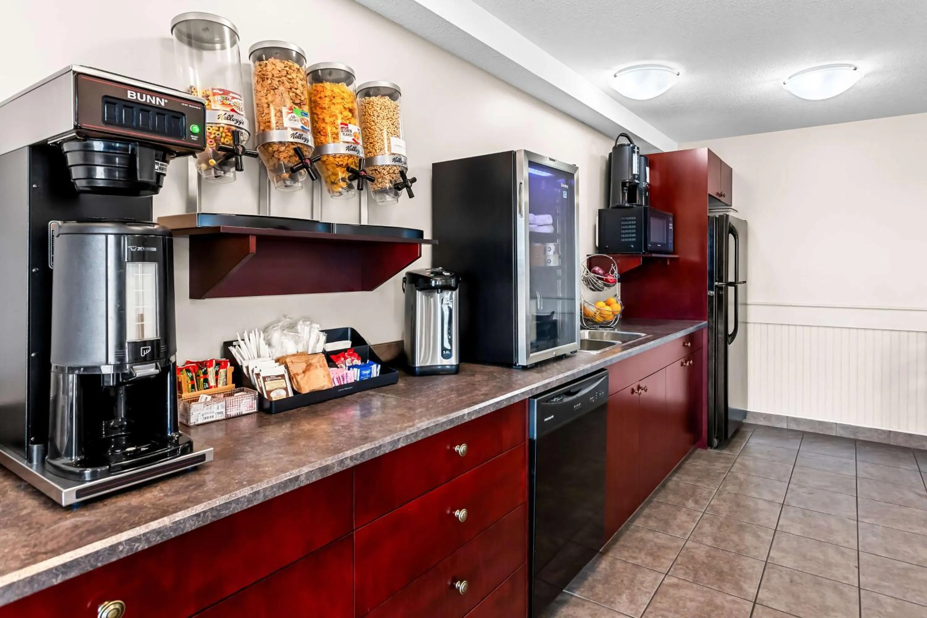 Breakfast in SureStay Hotel by Best Western Bassano