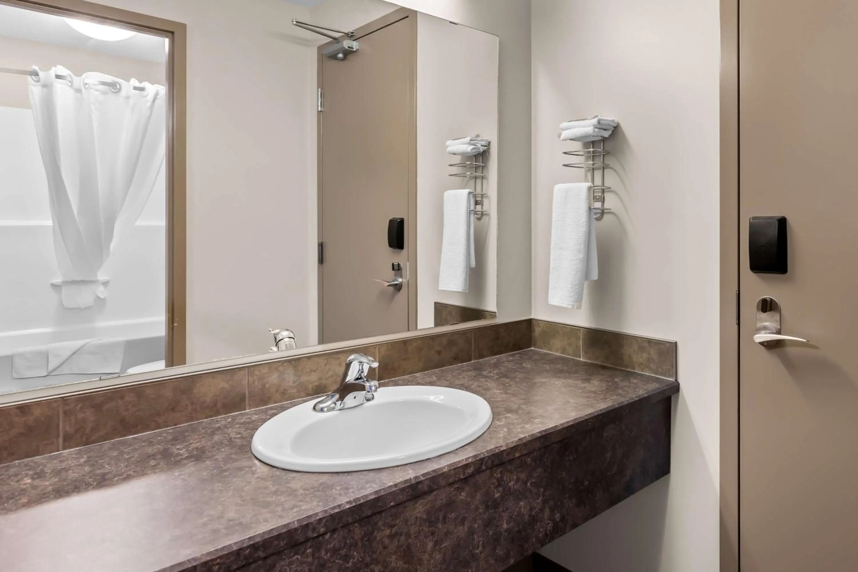 Bathroom in SureStay Hotel by Best Western Bassano