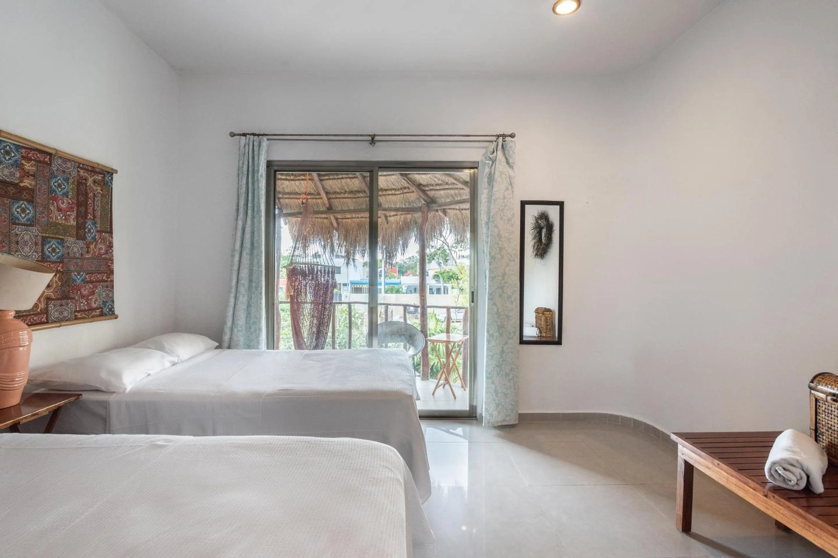 Photo of the whole room, Bed in Villas Akalan