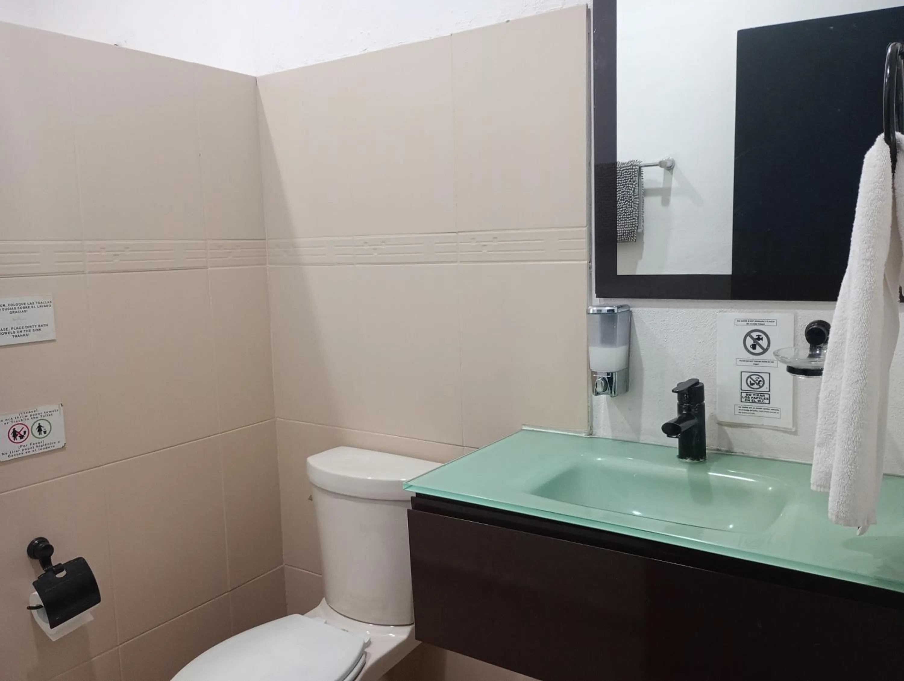 Bathroom in Villas Akalan