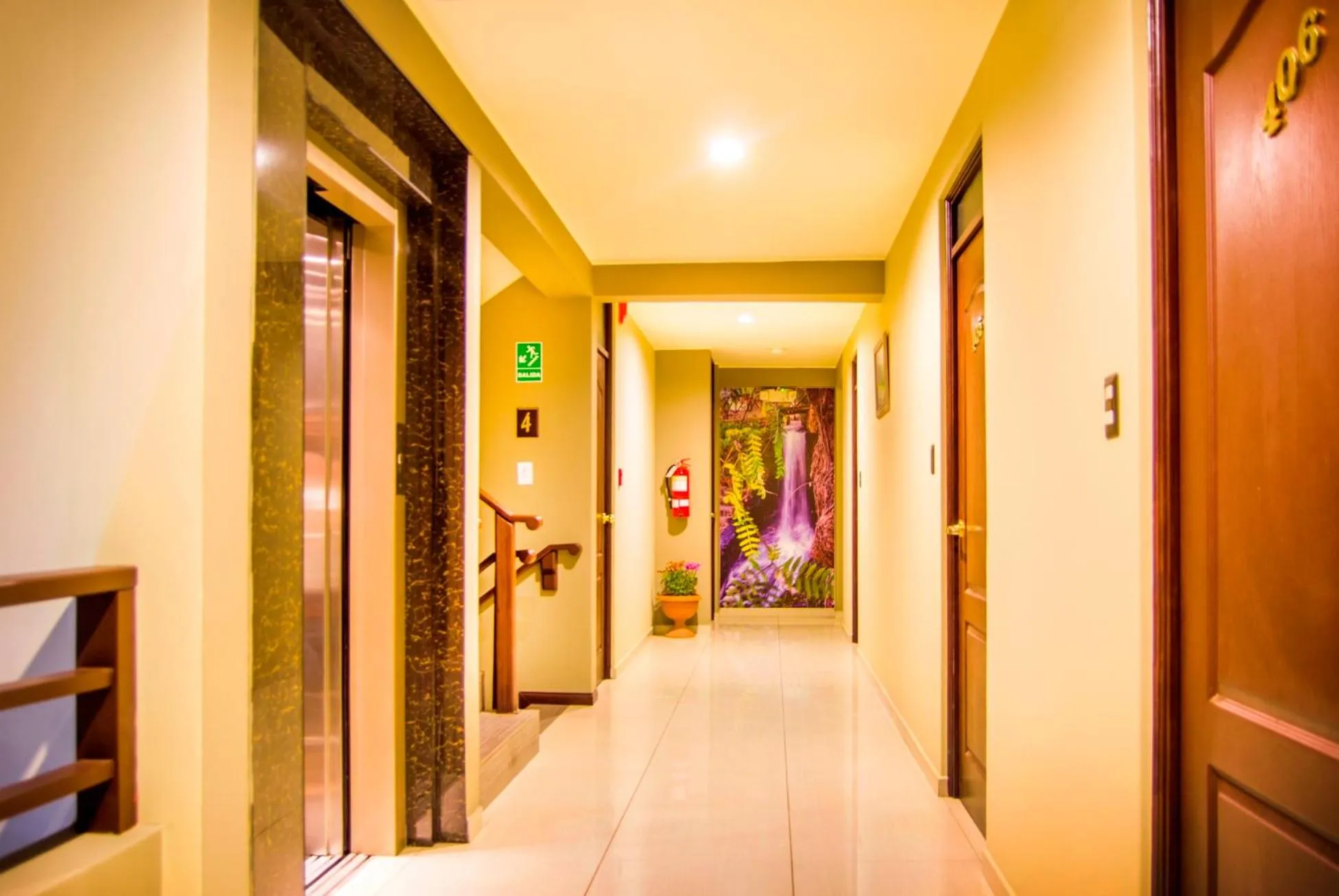 elevator in Hotel D'Carlo Class