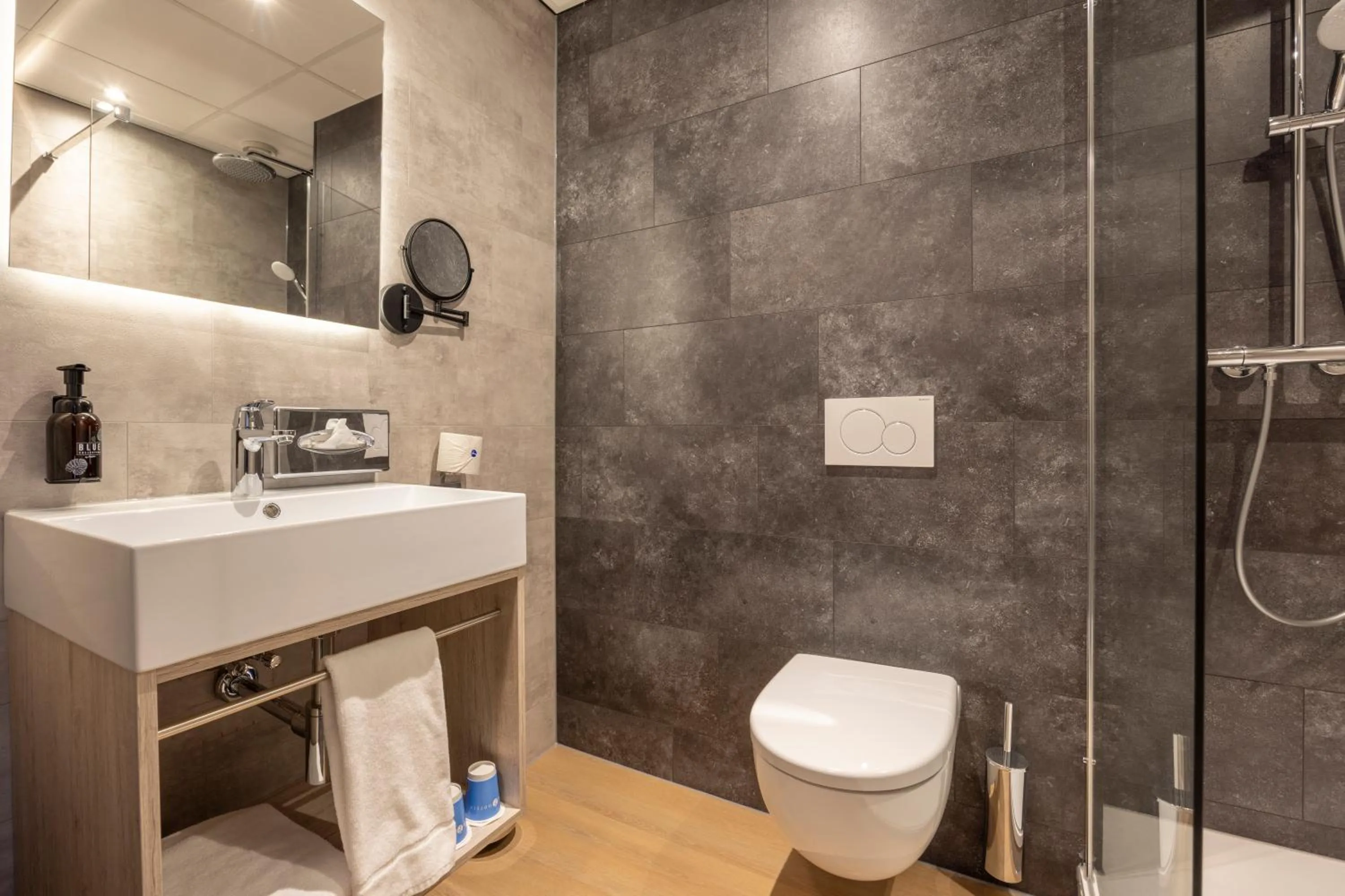 Bathroom in Fletcher Hotel Apeldoorn