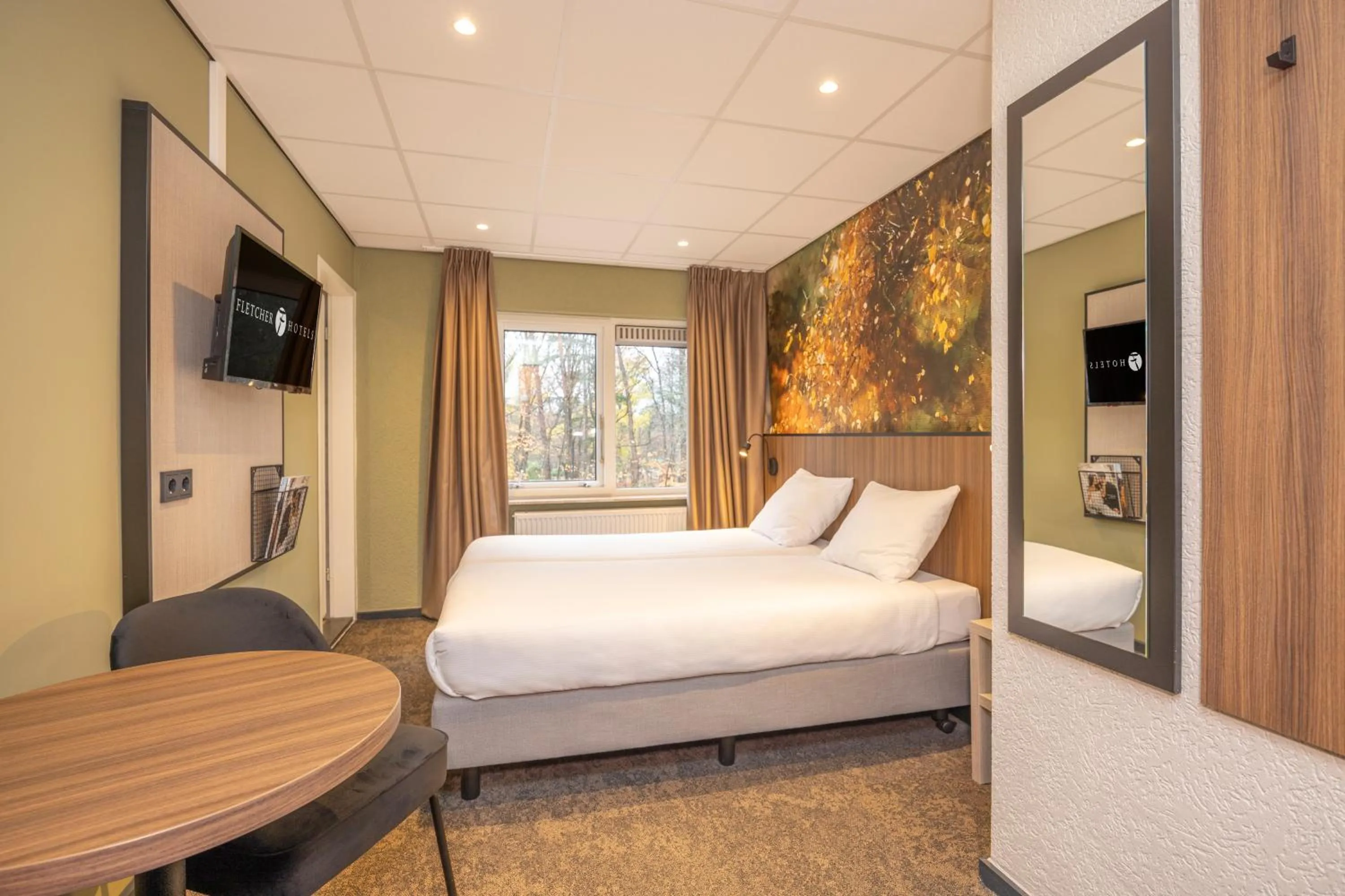 Photo of the whole room, Bed in Fletcher Hotel Apeldoorn