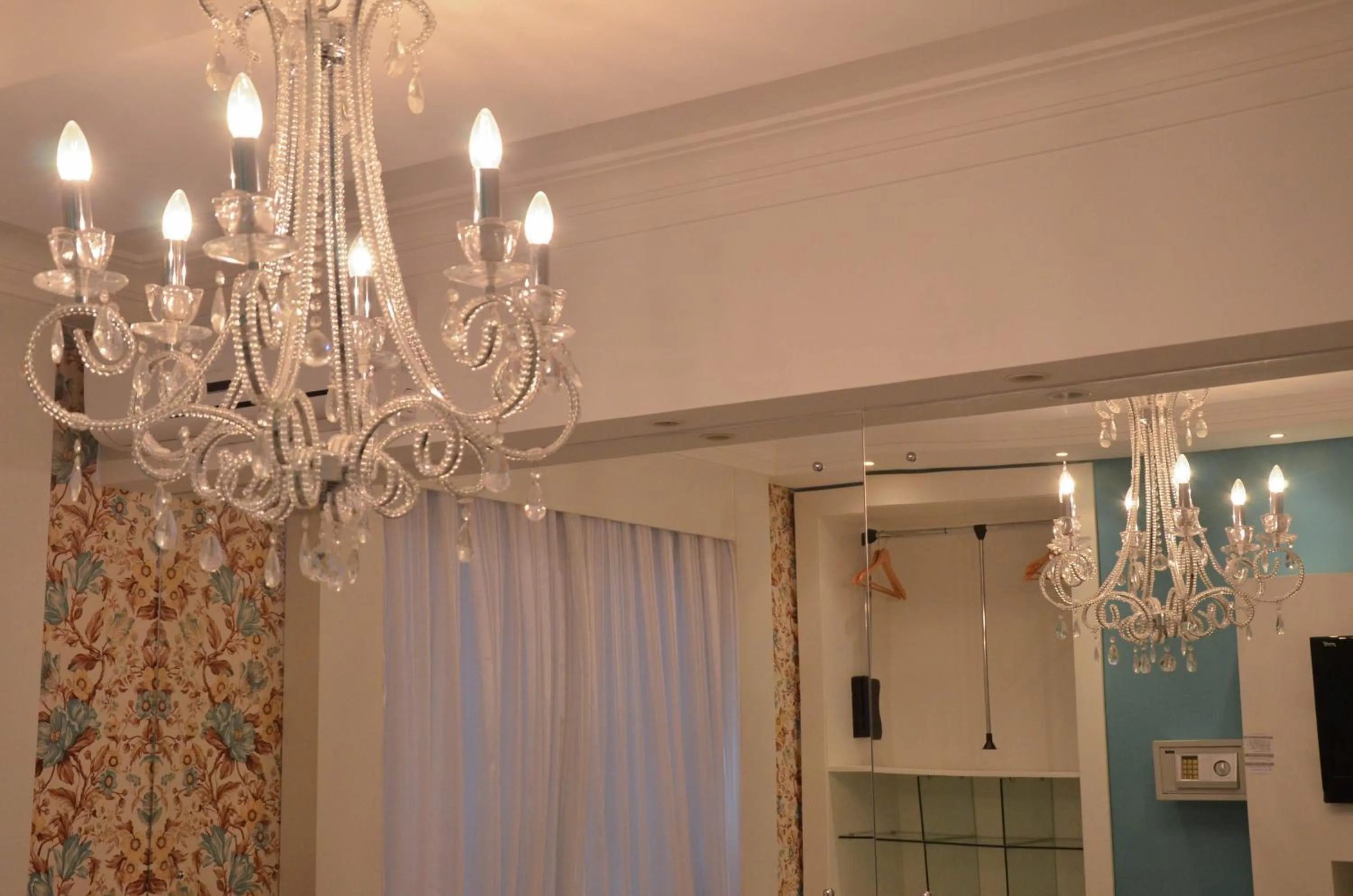 Decorative detail in Germanias Blumen Hotel