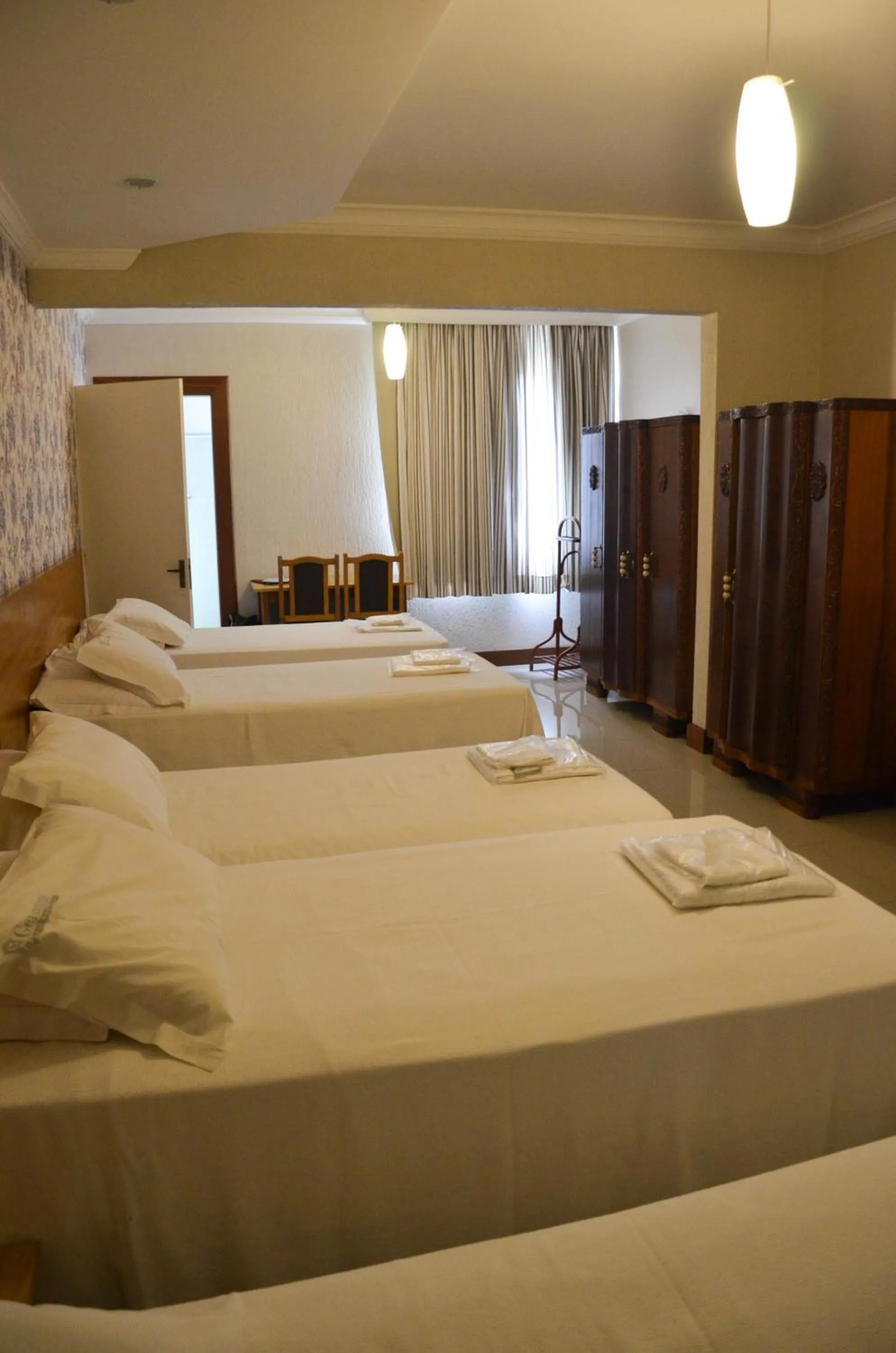 Bed in Germanias Blumen Hotel