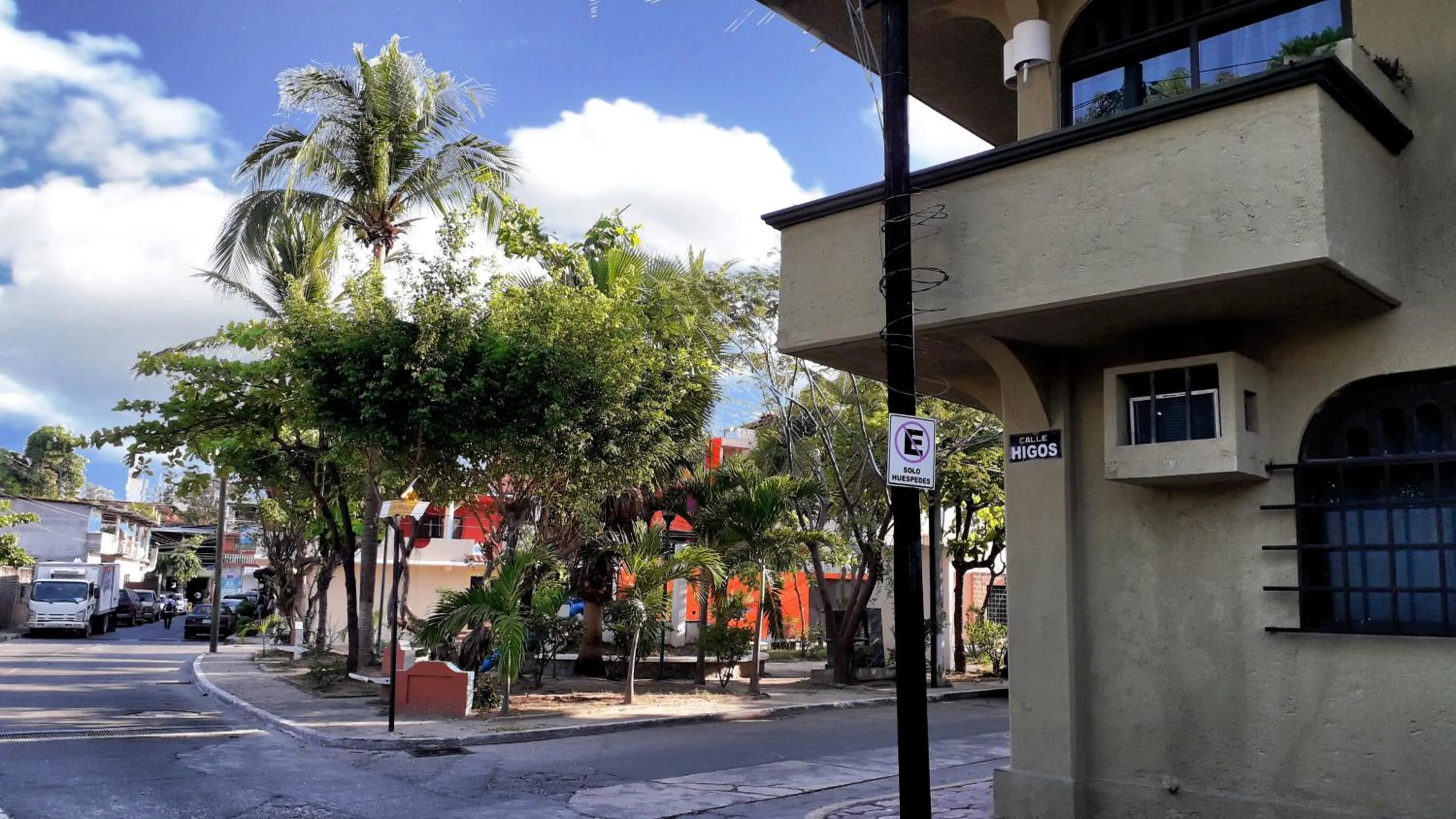 Property building in Solimar Inn Suites