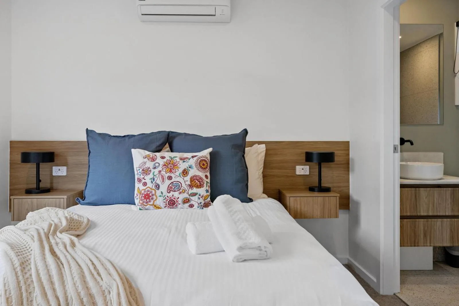 Bed in BIG4 Ingenia Holidays Inverloch