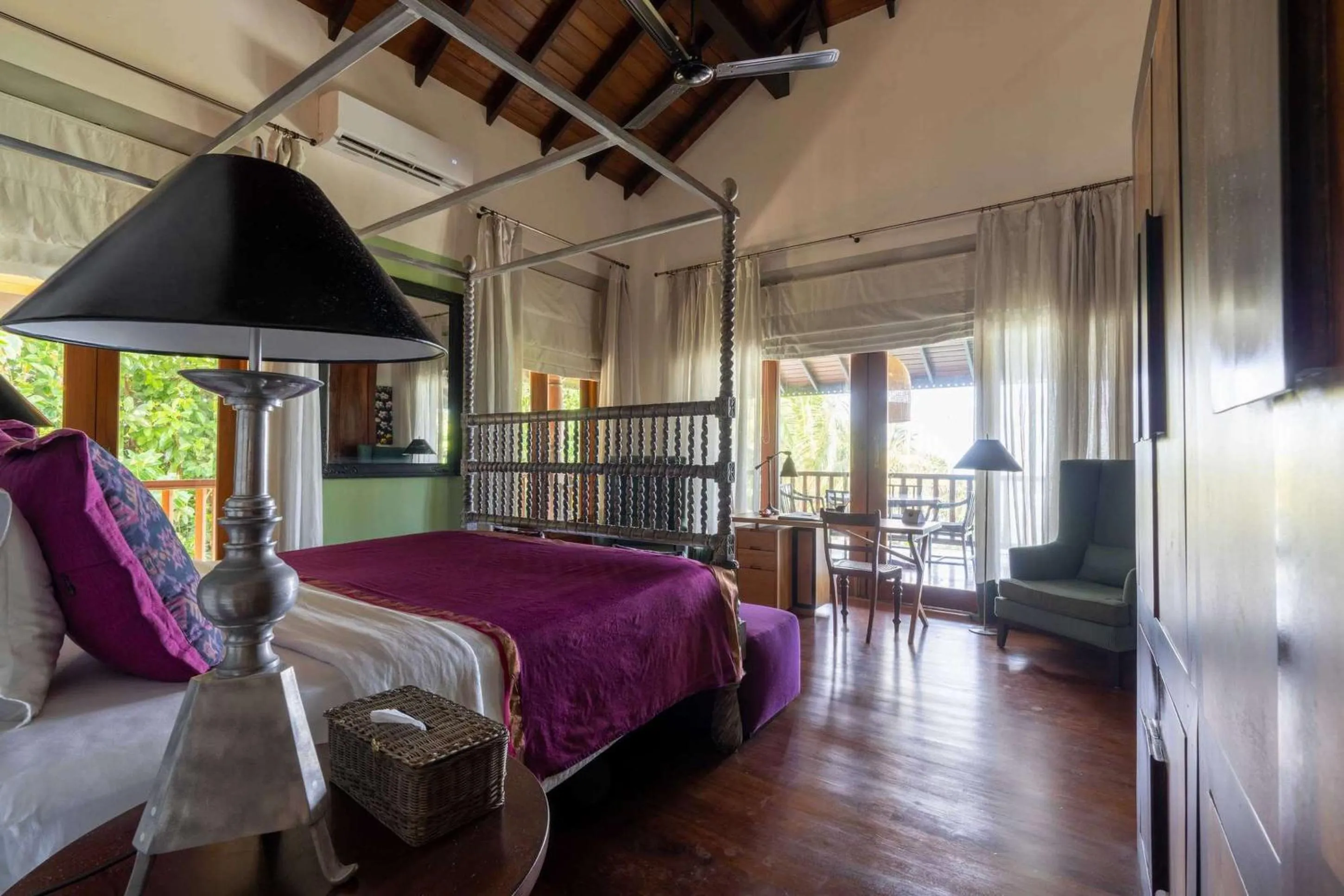 Bed in Eraeliya Villas & Gardens