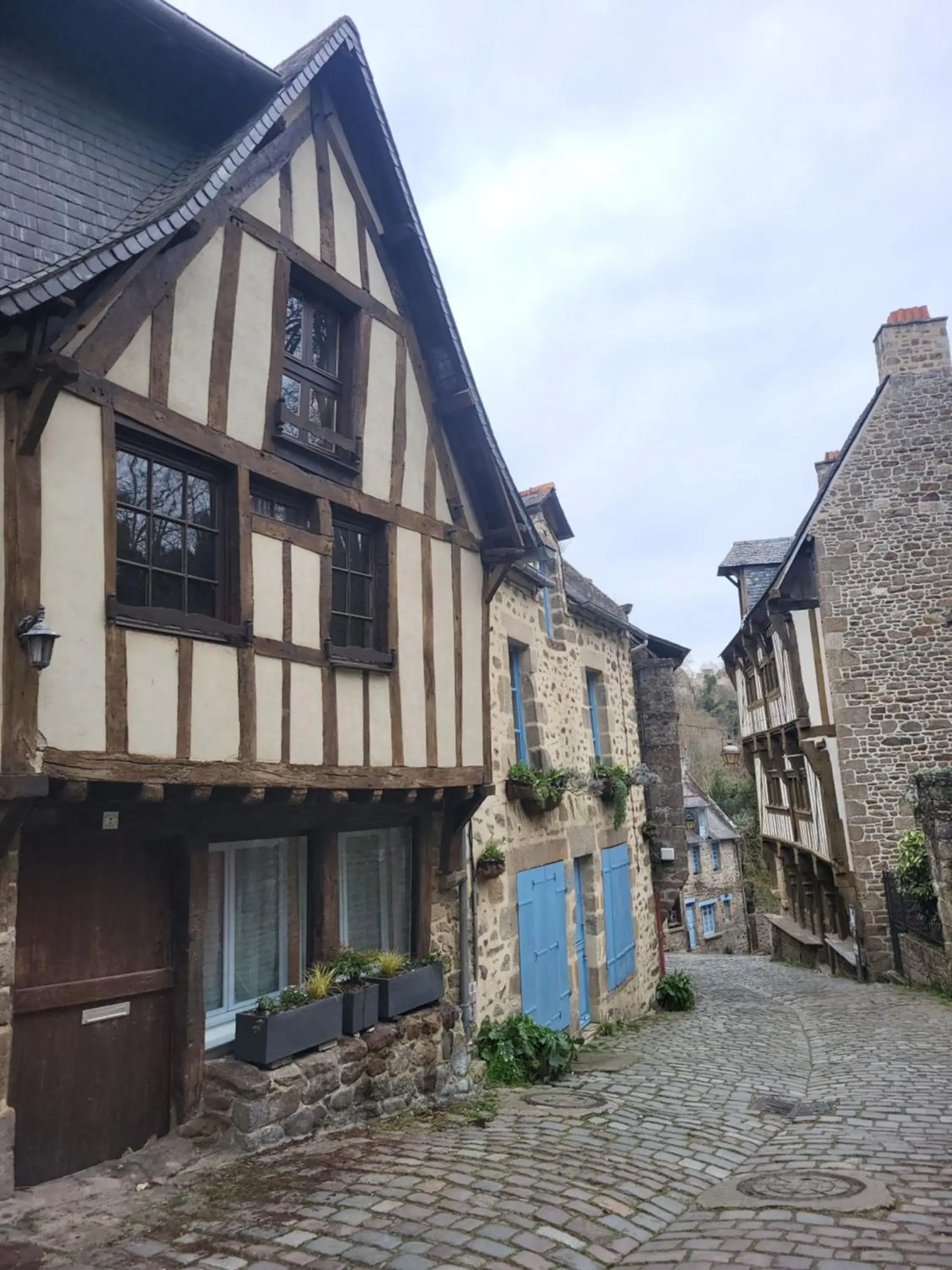 LES REMPARTS DU JERZUAL - Le Duguesclin LES REMPARTS DU JERZUAL - Le Duguesclin
