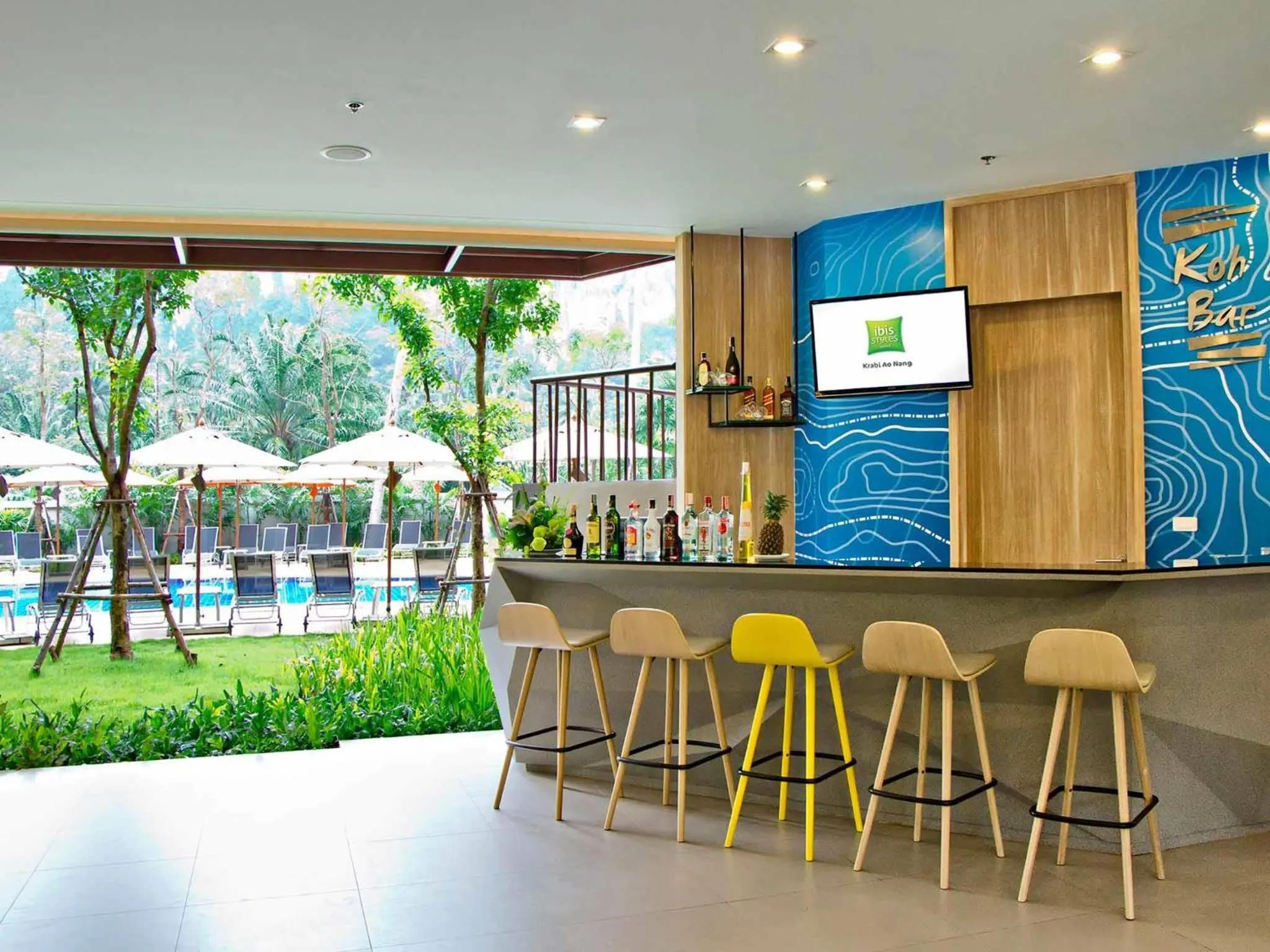 Lounge or bar in ibis Styles Krabi Ao Nang