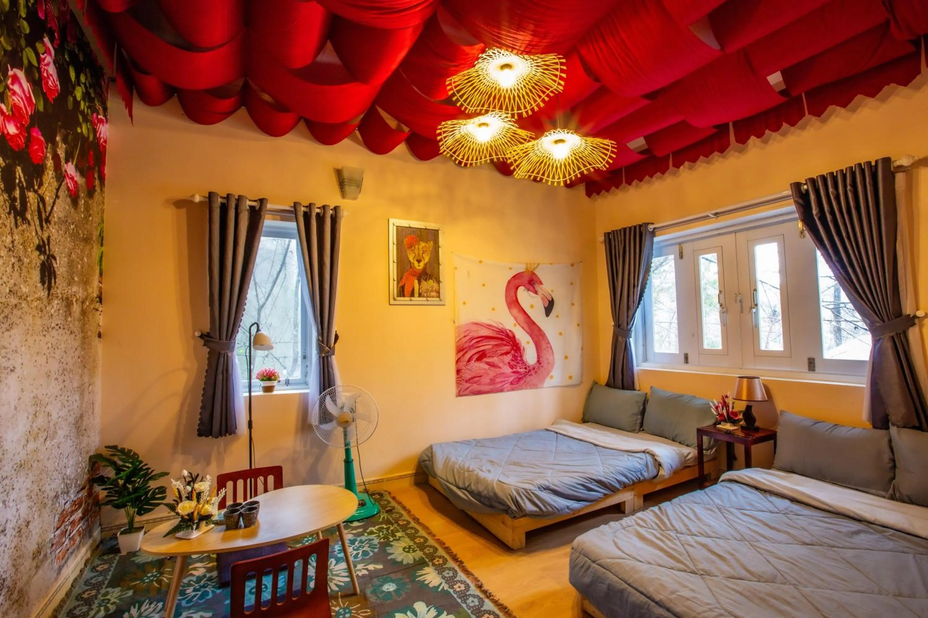 Photo of the whole room, Bed in De Vivre Homestay Măng Đen