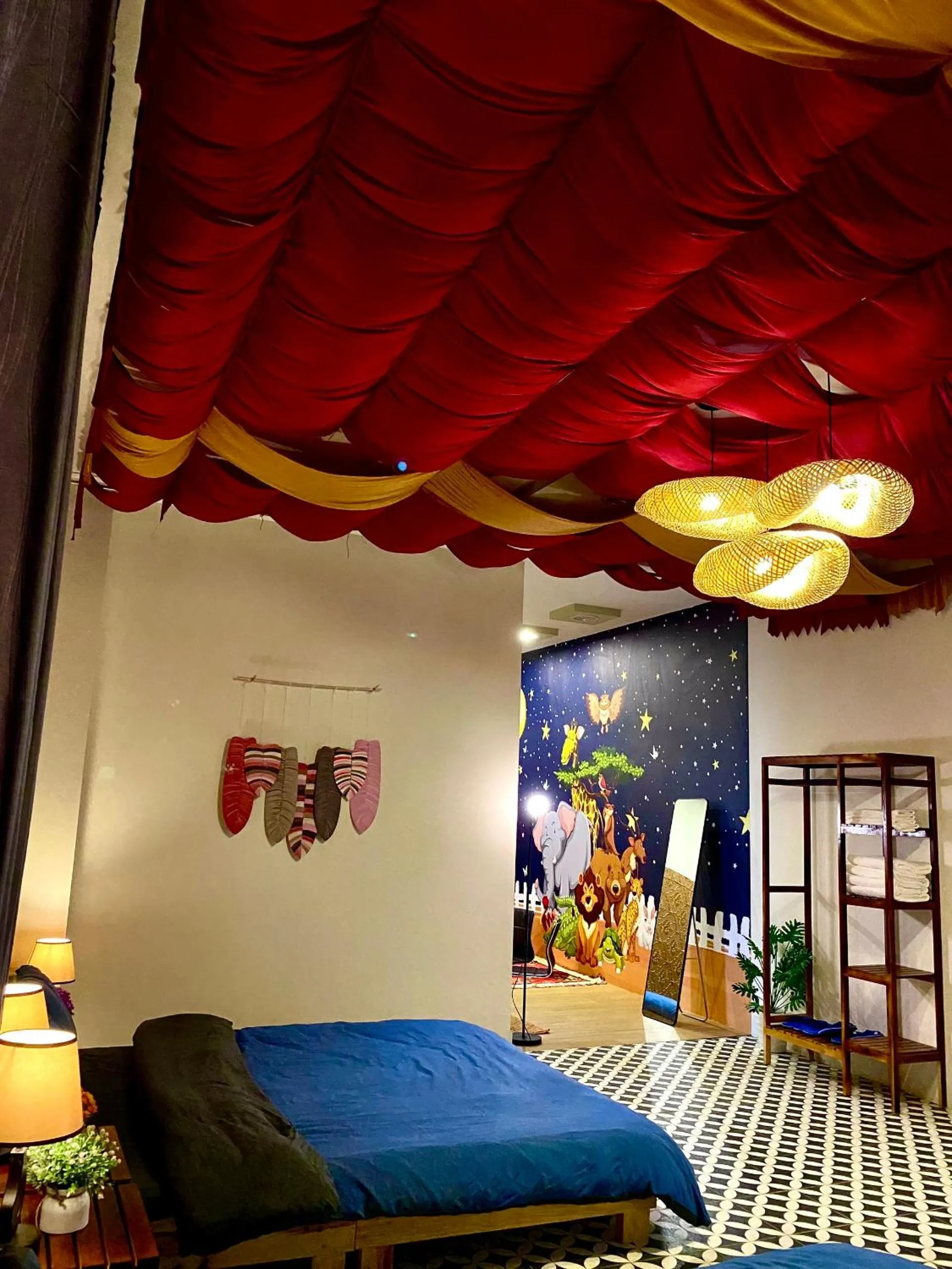 Photo of the whole room, Bed in De Vivre Homestay Măng Đen