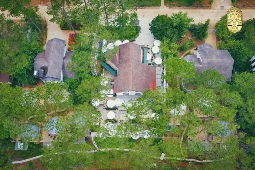 Property building in De Vivre Homestay Măng Đen