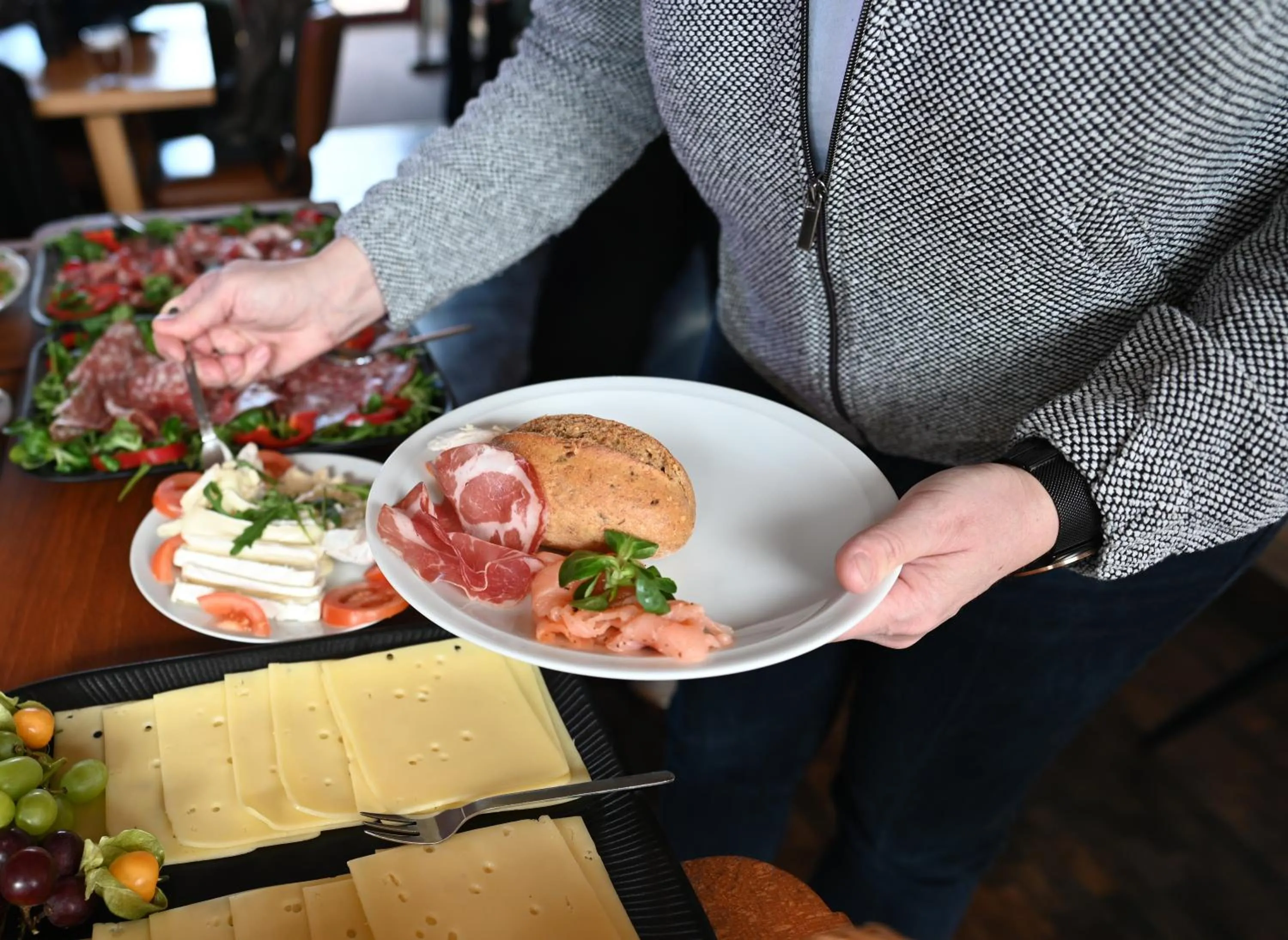 Food and drinks in Aparthotel & Seminarhaus Wolkentor