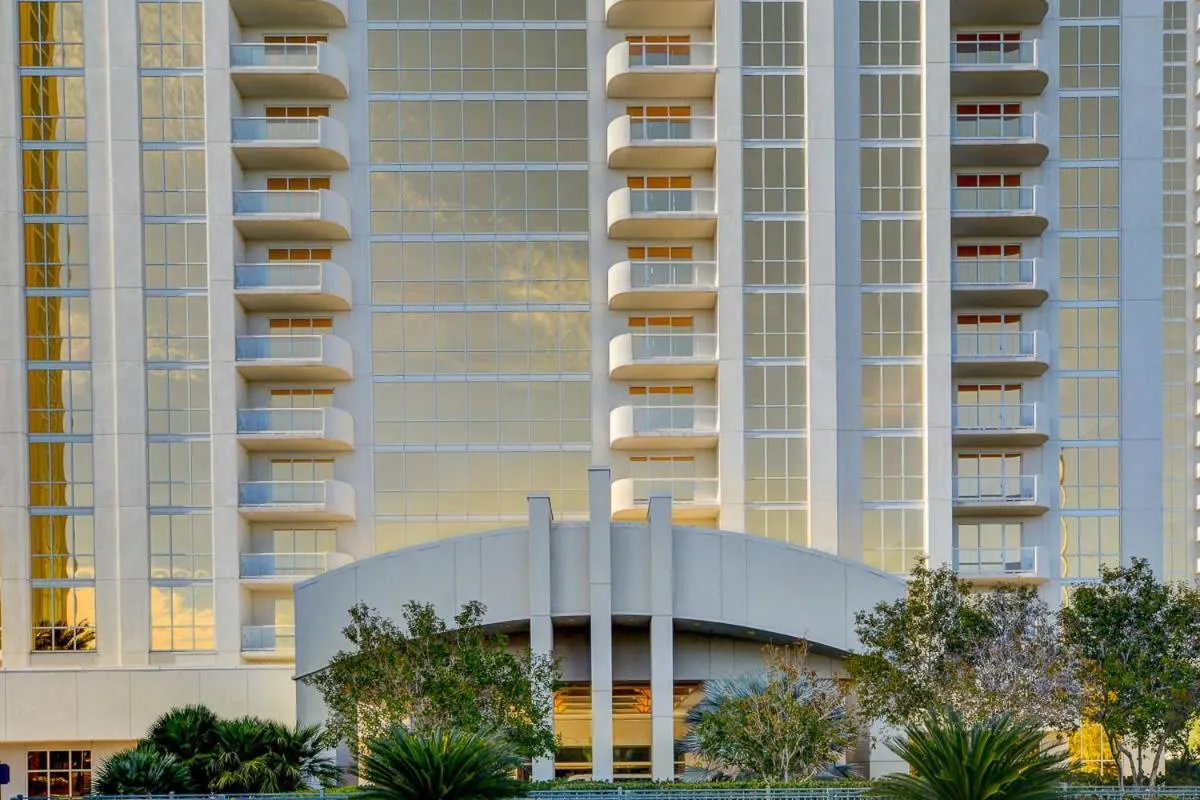 Signature 2Br3Ba F1 View Balcony Ste 34-819 and 21