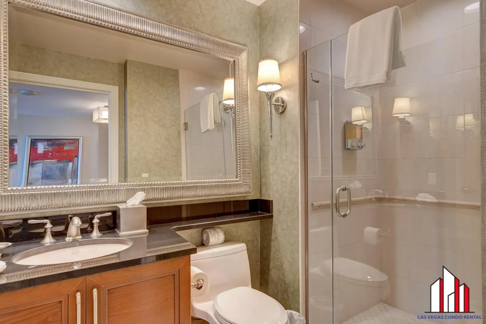 Signature 2Br3Ba F1 View Balcony Ste 34-819 and 21