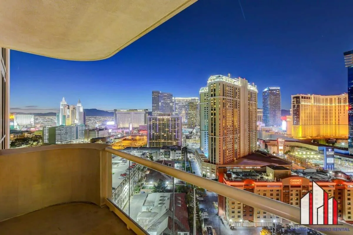 Signature 2Br3Ba F1 View Balcony Ste 21-701 and 03