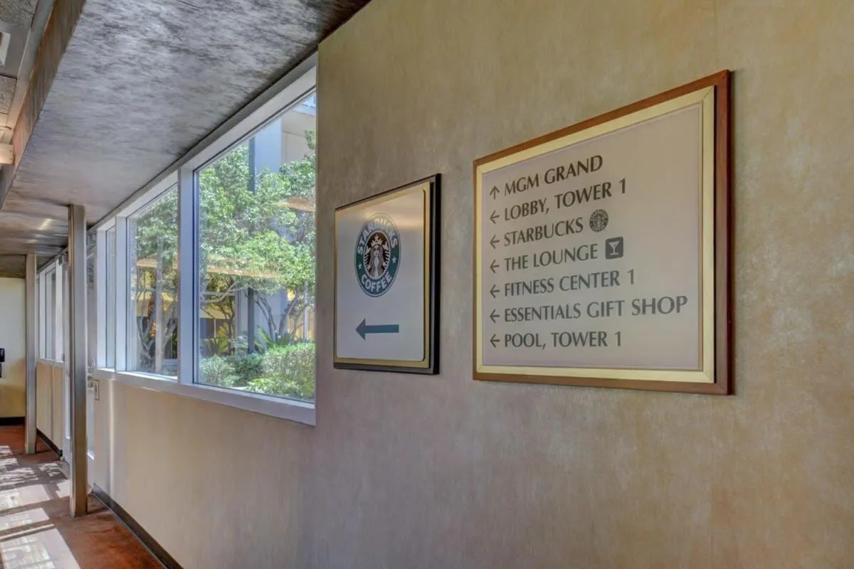 Signature 2Br3Ba F1 View Balcony Ste 21-701 and 03