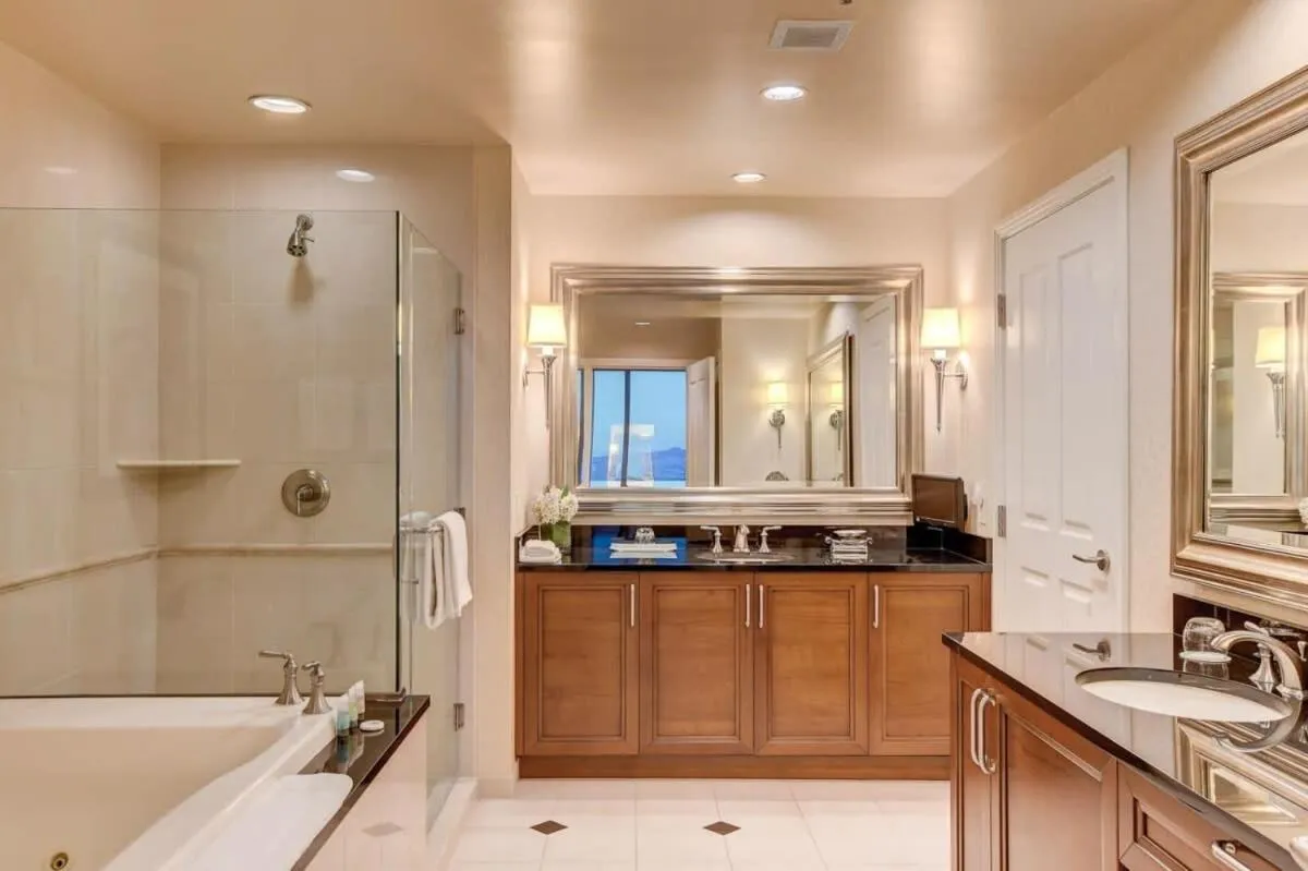 Signature 2Br3Ba balcony combo units 16-702 and 04