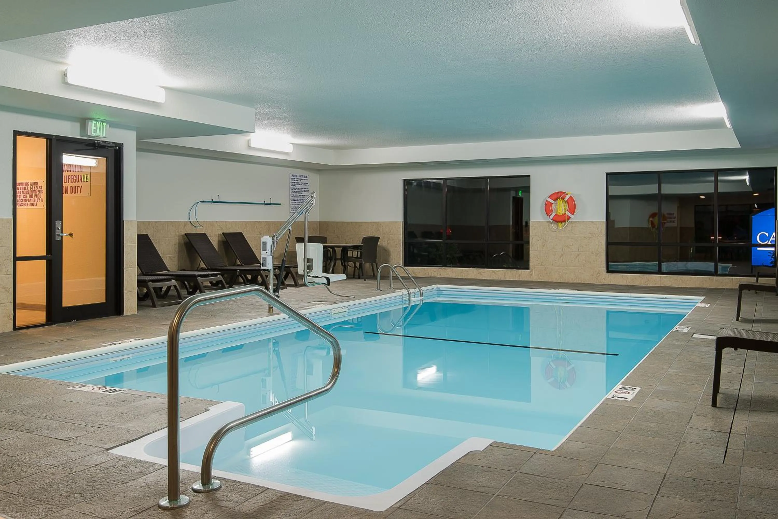 Swimming pool in Candlewood Suites Bloomington by IHG