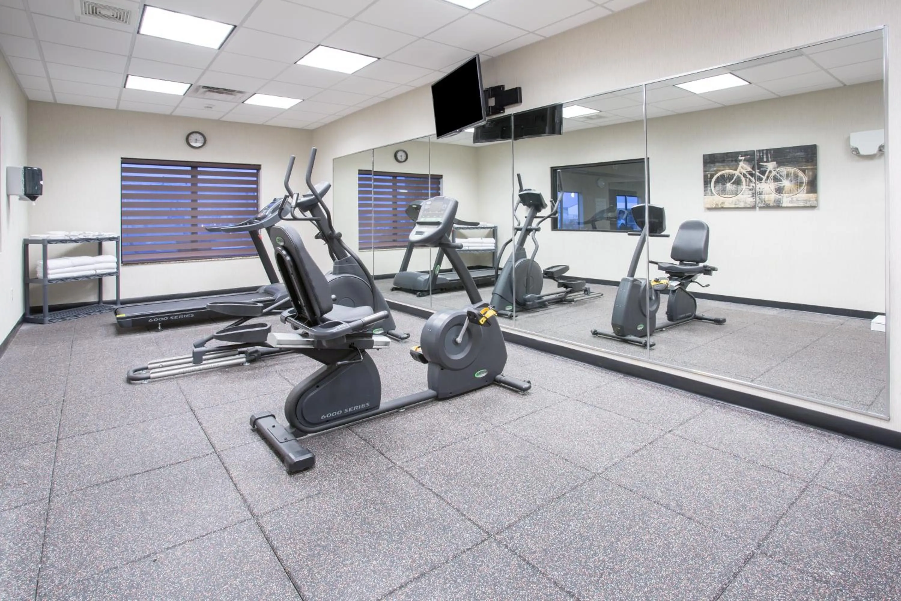 Spa and wellness centre/facilities in Holiday Inn Express & Suites Glendive by IHG
