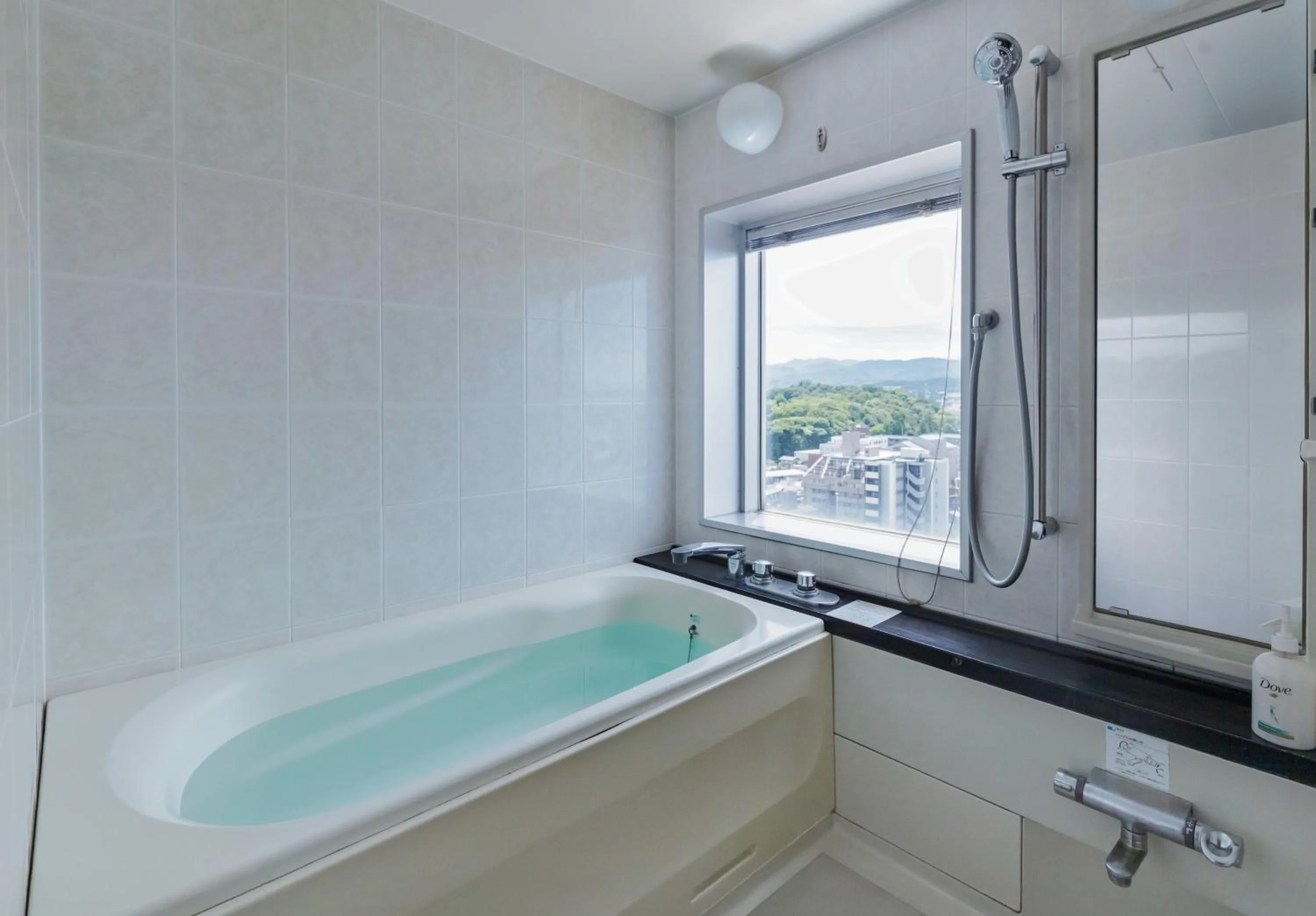 Photo of the whole room in ANA Holiday Inn Kanazawa Sky by IHG