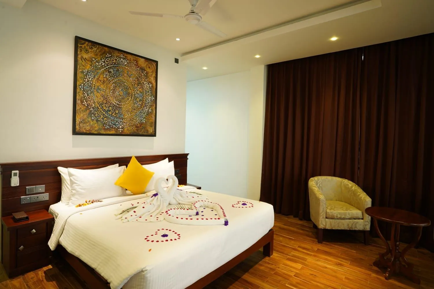 Bed in A'Lankaa Resorts & Spa