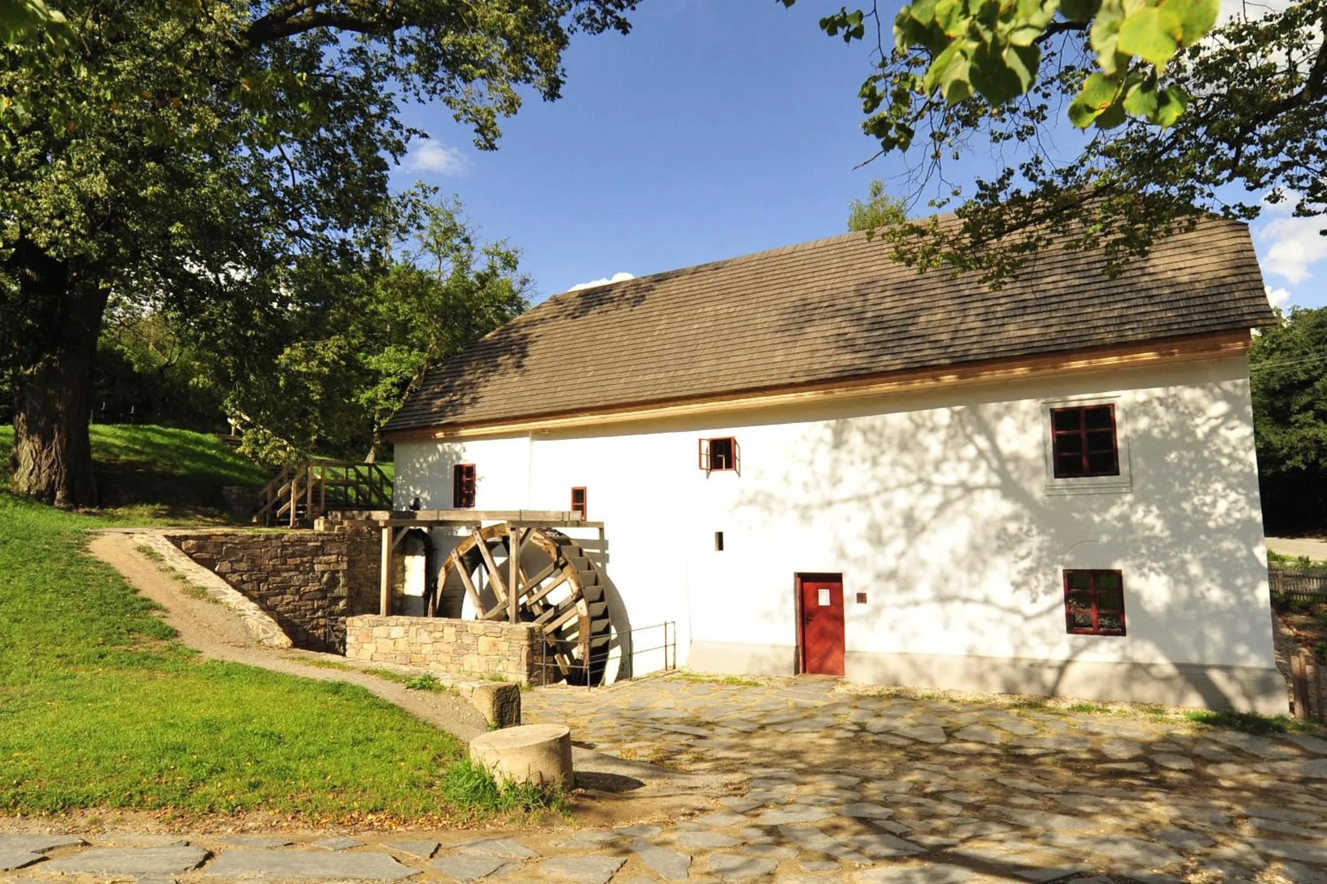 Facade/entrance in Porčův mlýn