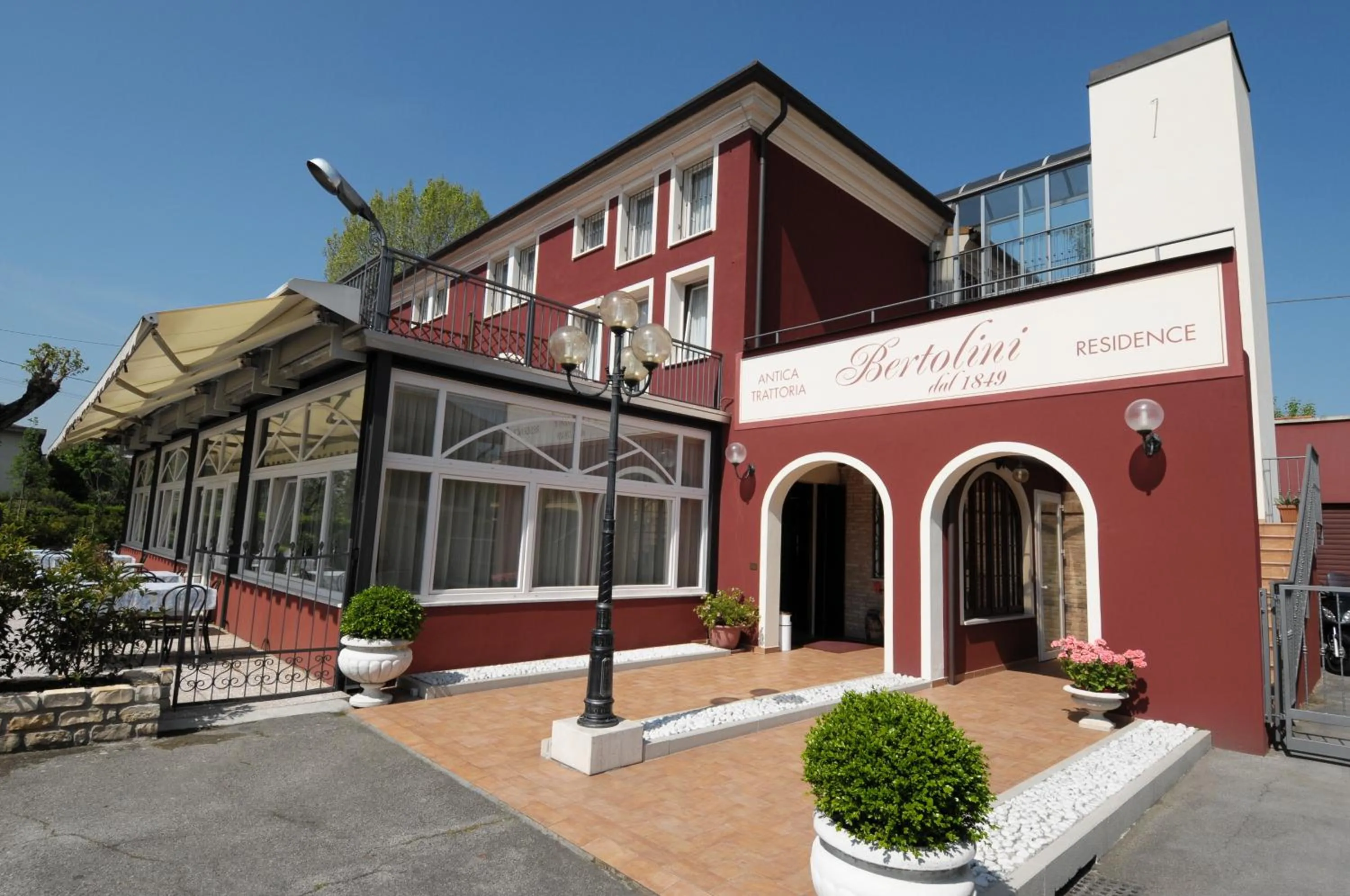 Facade/entrance in Residence Bertolini