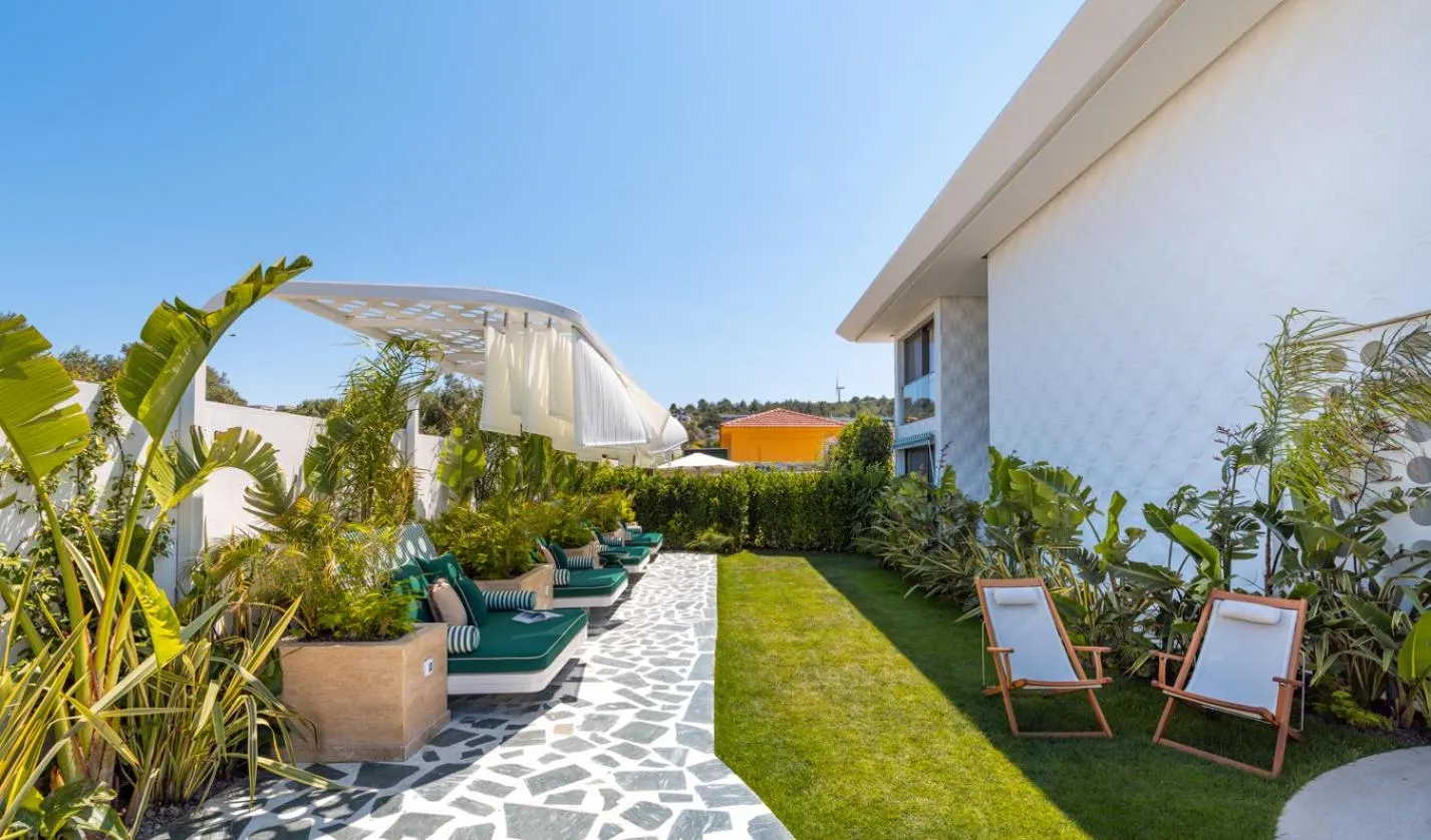 Day in The Xon Hotel