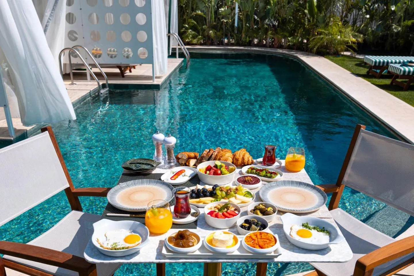 Food and drinks in Voger Alaçatı Prive