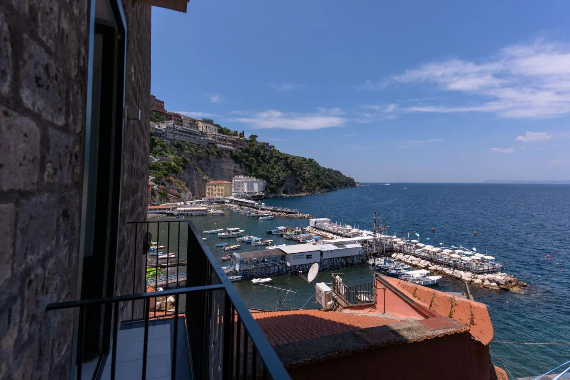 Property building in Relais del Mare